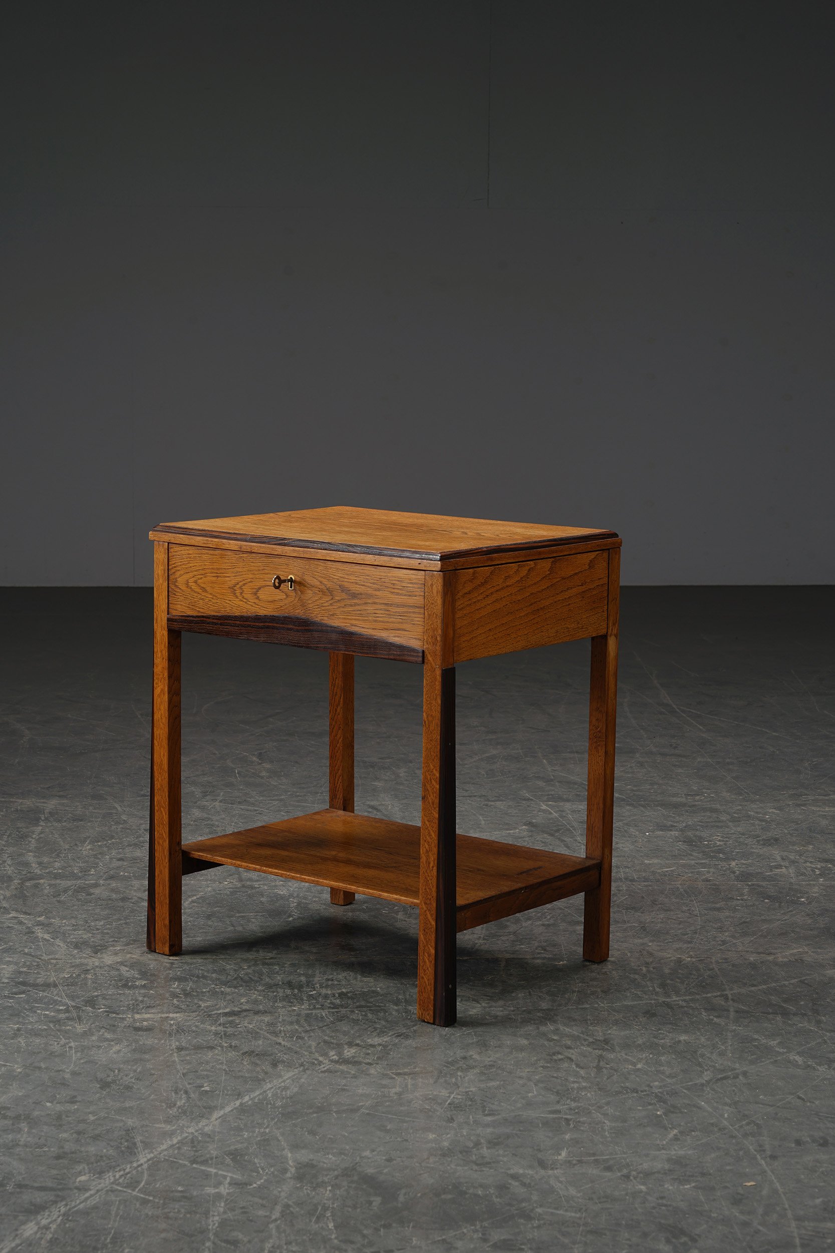 1930s Amsterdamse School Side Table