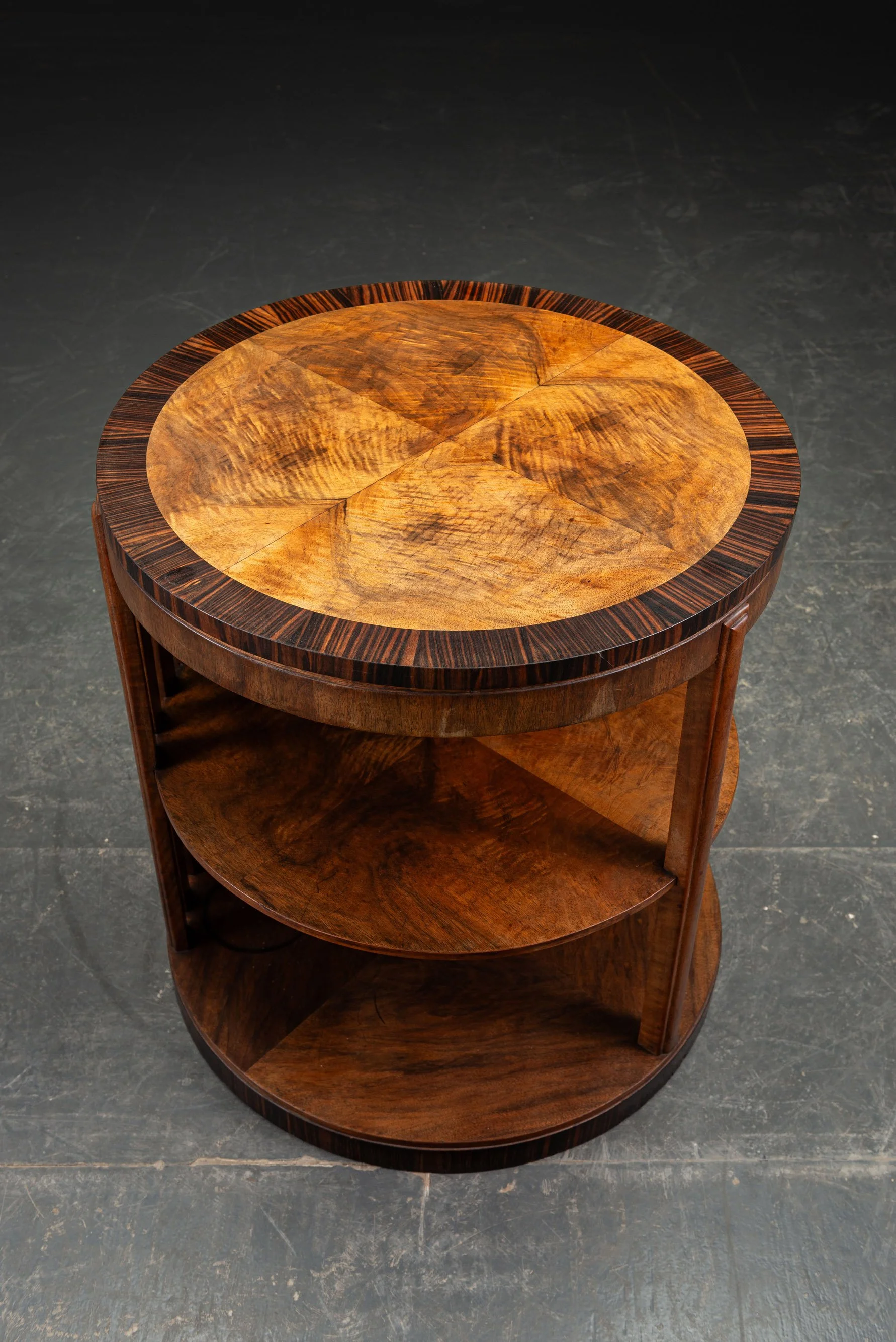 TA-162026183814-1940s-Art-Deco-Side-Table_02.jpg