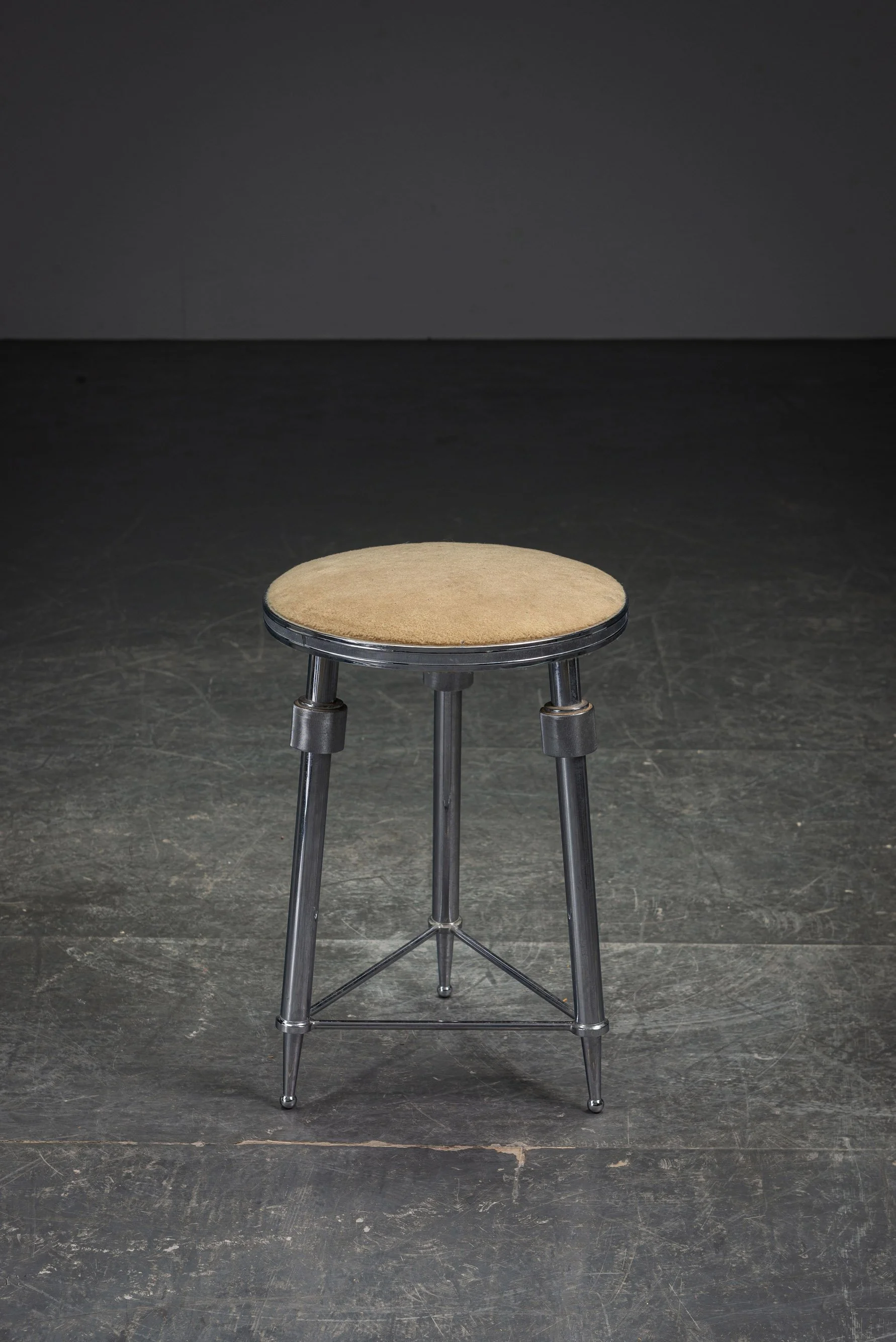 SE-722026114139-1940s-Art-Deco-Stool_06.jpg