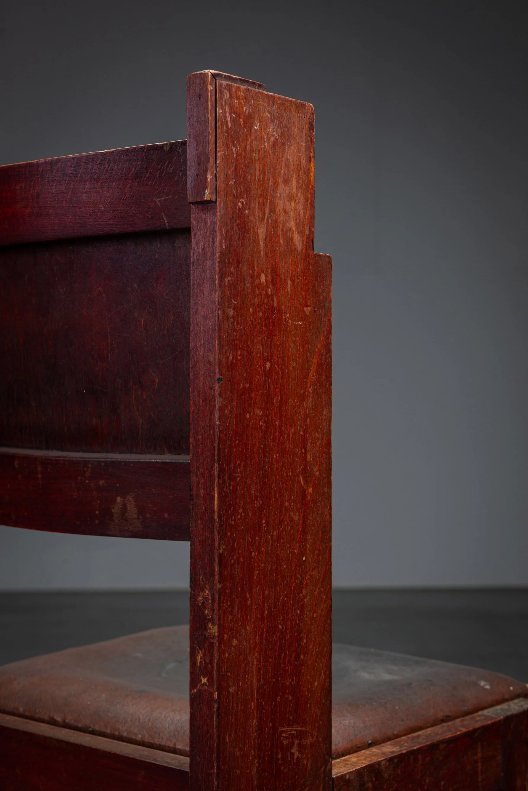 SE-201022170134-Art-Deco-Synagogue-Chair-Set_14.jpg
