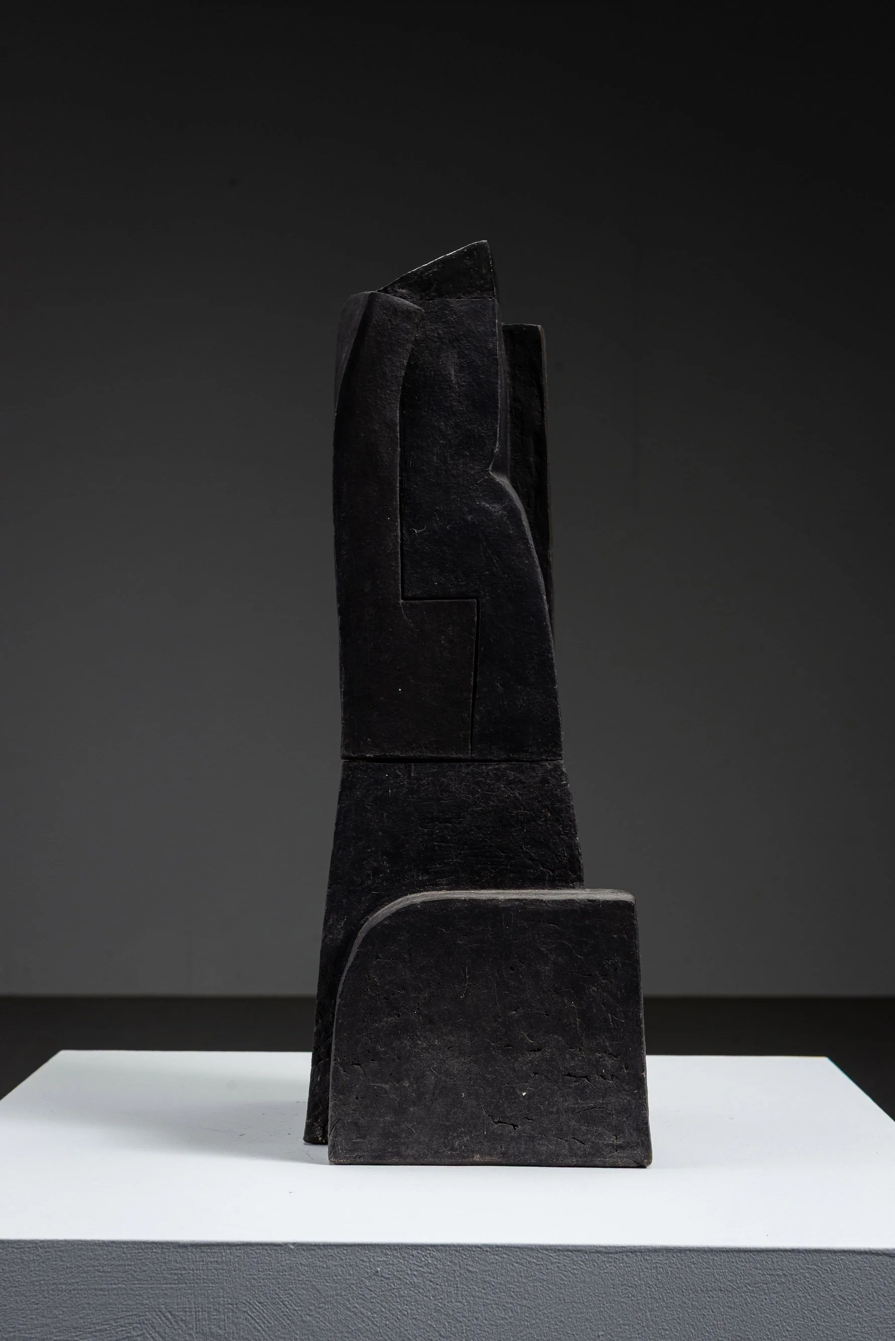AR-27102025184021-Abstract-Sculpture-by-Cor-Dam-#11_06.jpg