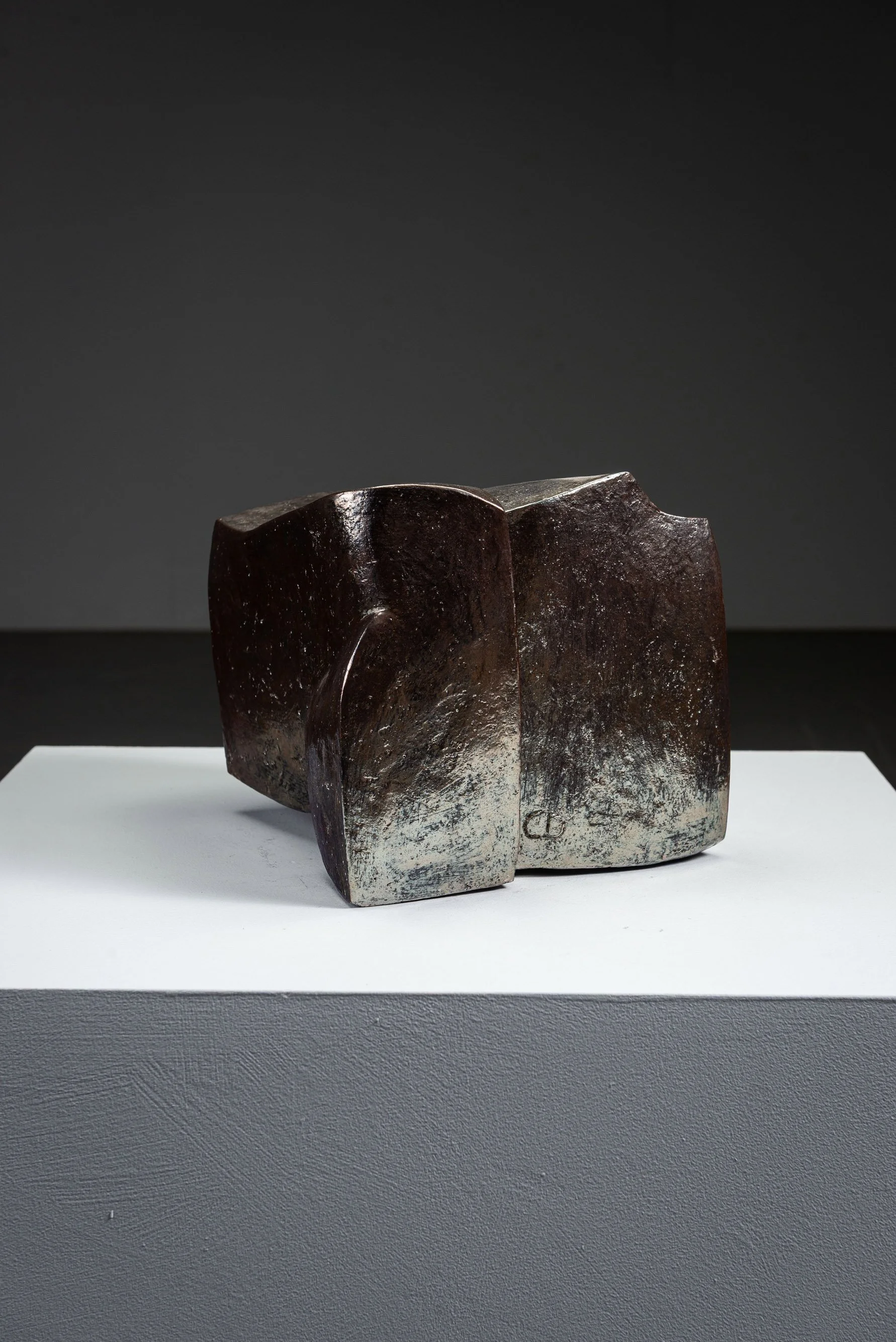 AR-1152026163509-Abstract-Sculpture-by-Cor-Dam-#30_07.jpg