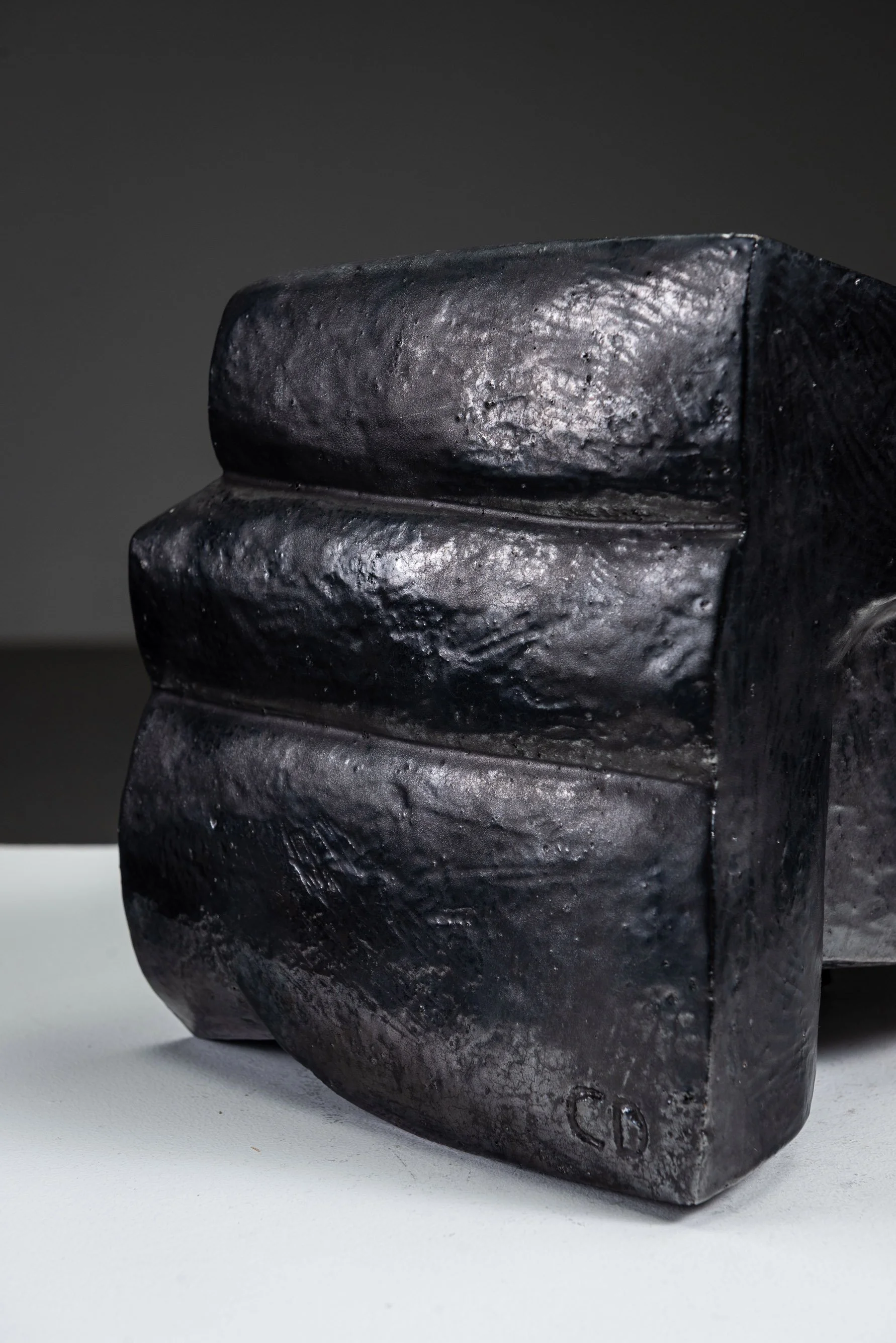 AR-31122025134741-Abstract-Sculpture-by-Cor-Dam-#42_07.jpg