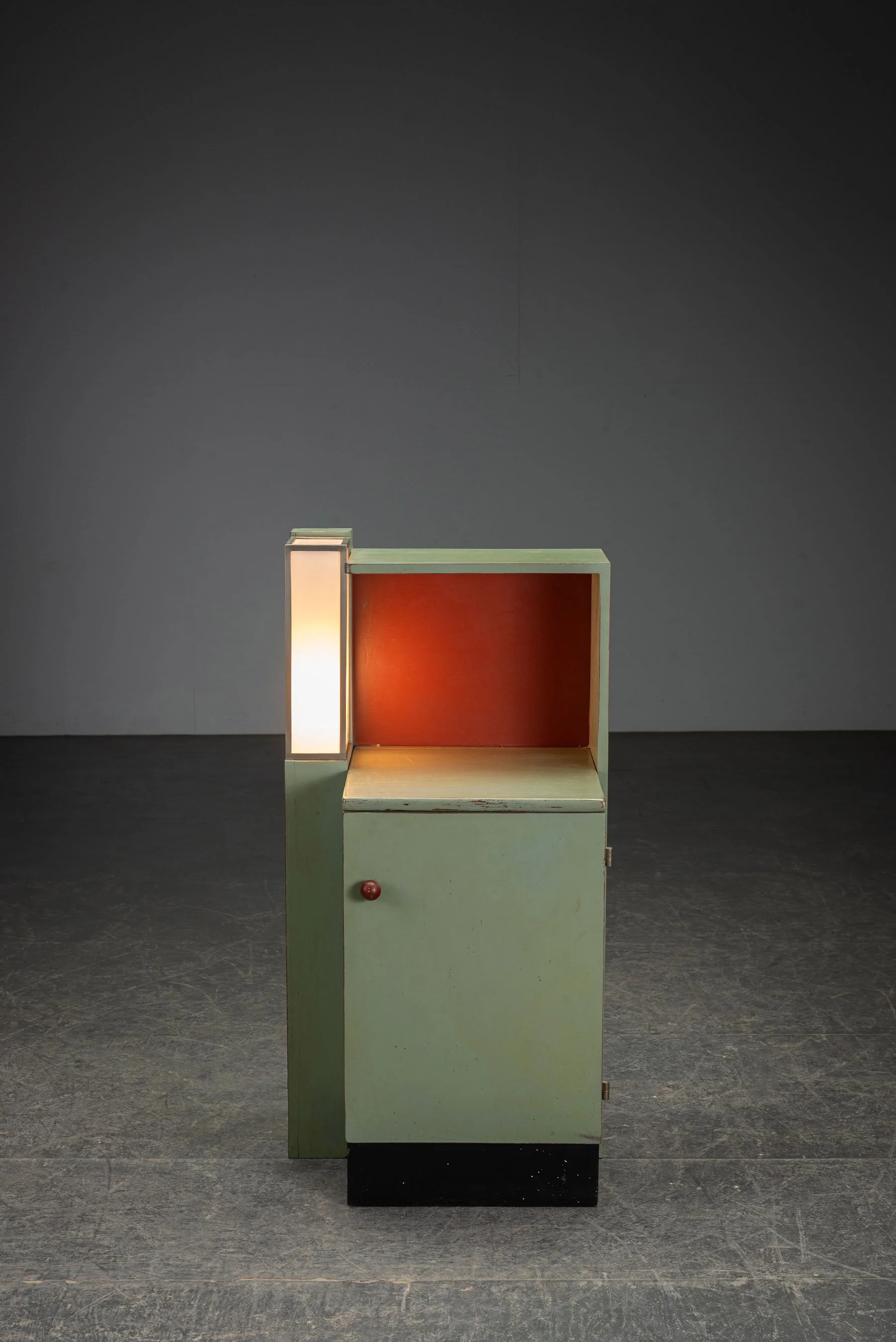 LI-2632026124745-1920s-Modernist-Cabinet-with-Lamp_13.jpg