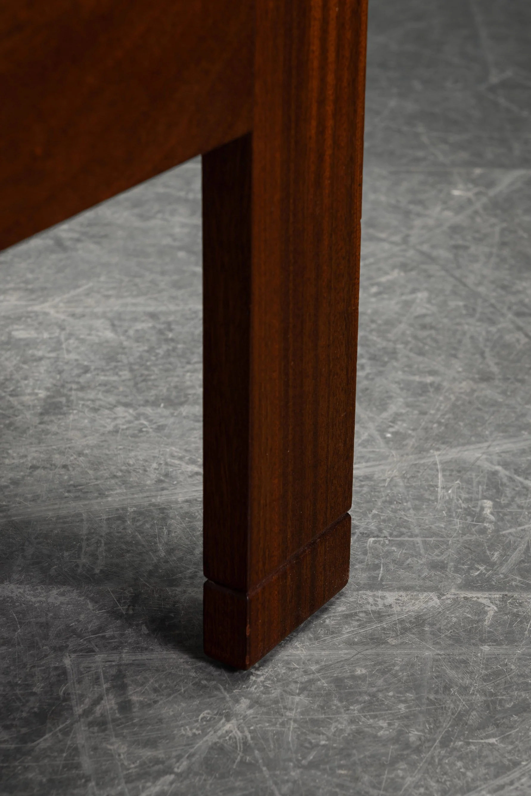 SE-2992026173955-1920s-Modernist-Stool_07.jpg