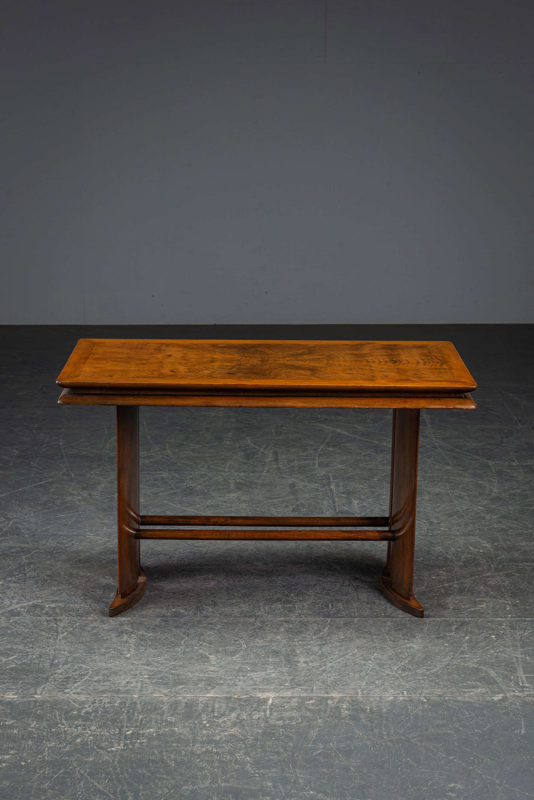 WEB RES TA-24112025154016- 1940s Art Deco Side Table_04.jpg