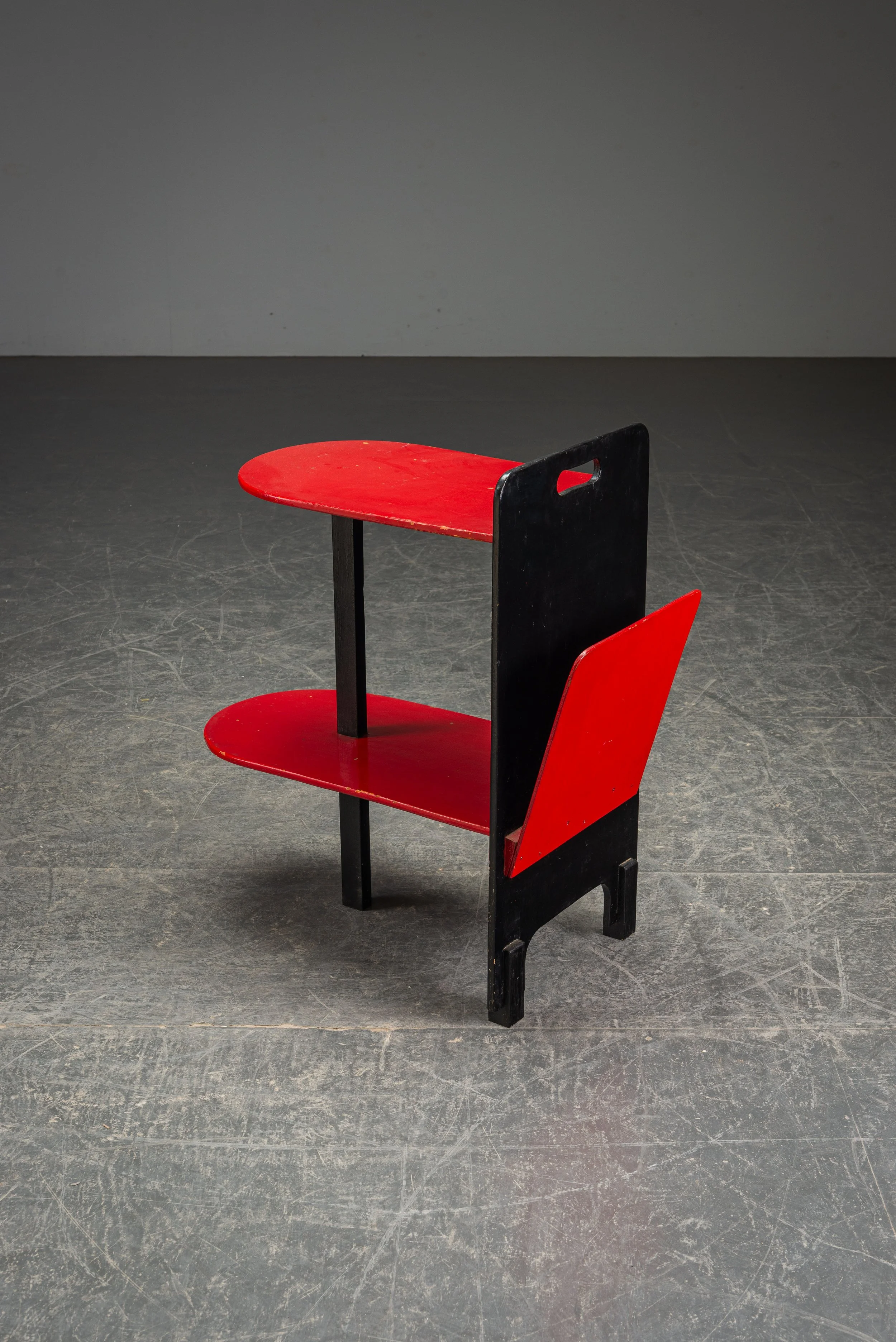 1930s Modernist Metz & Co. Side Table