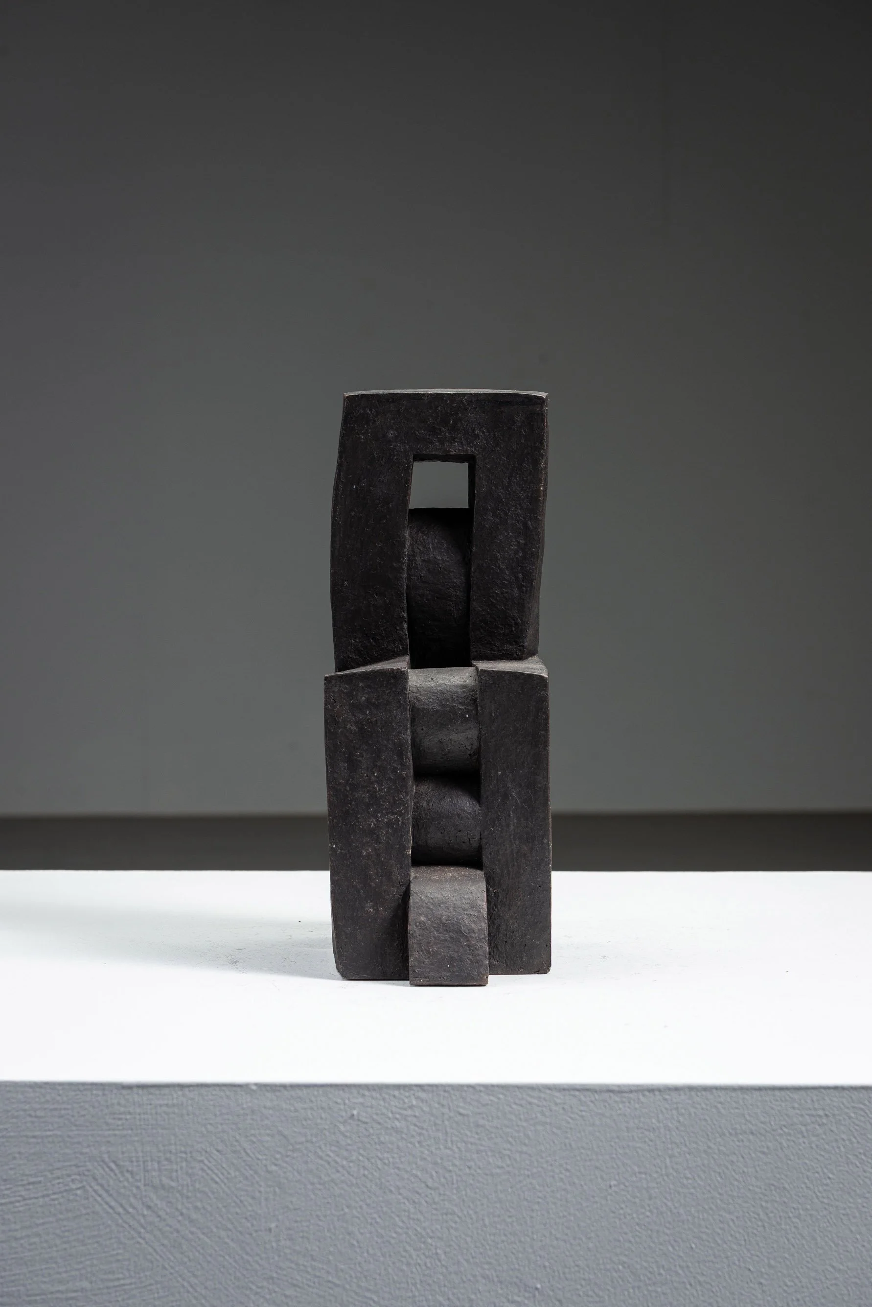 AR-1152026165708-Abstract-Sculpture-by-Cor-Dam-#45_03.jpg