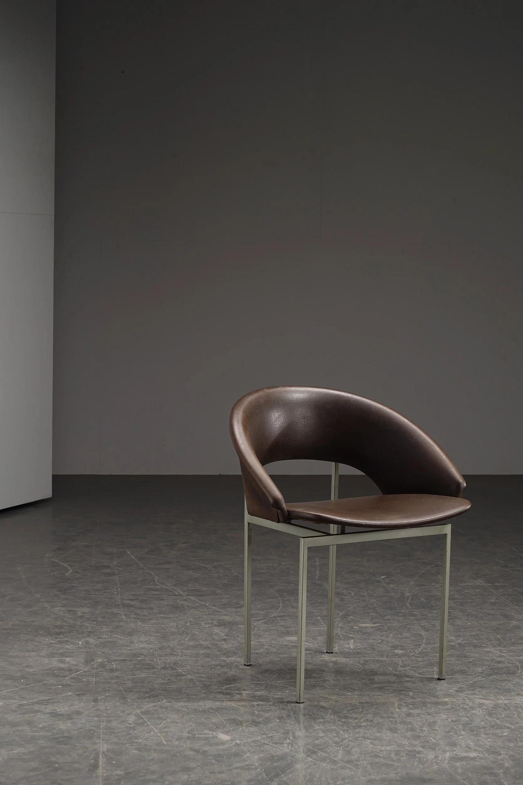SE-2362026120906-1960s-Rare-'Meander'-Dining-Chair-Quartet_04.jpg