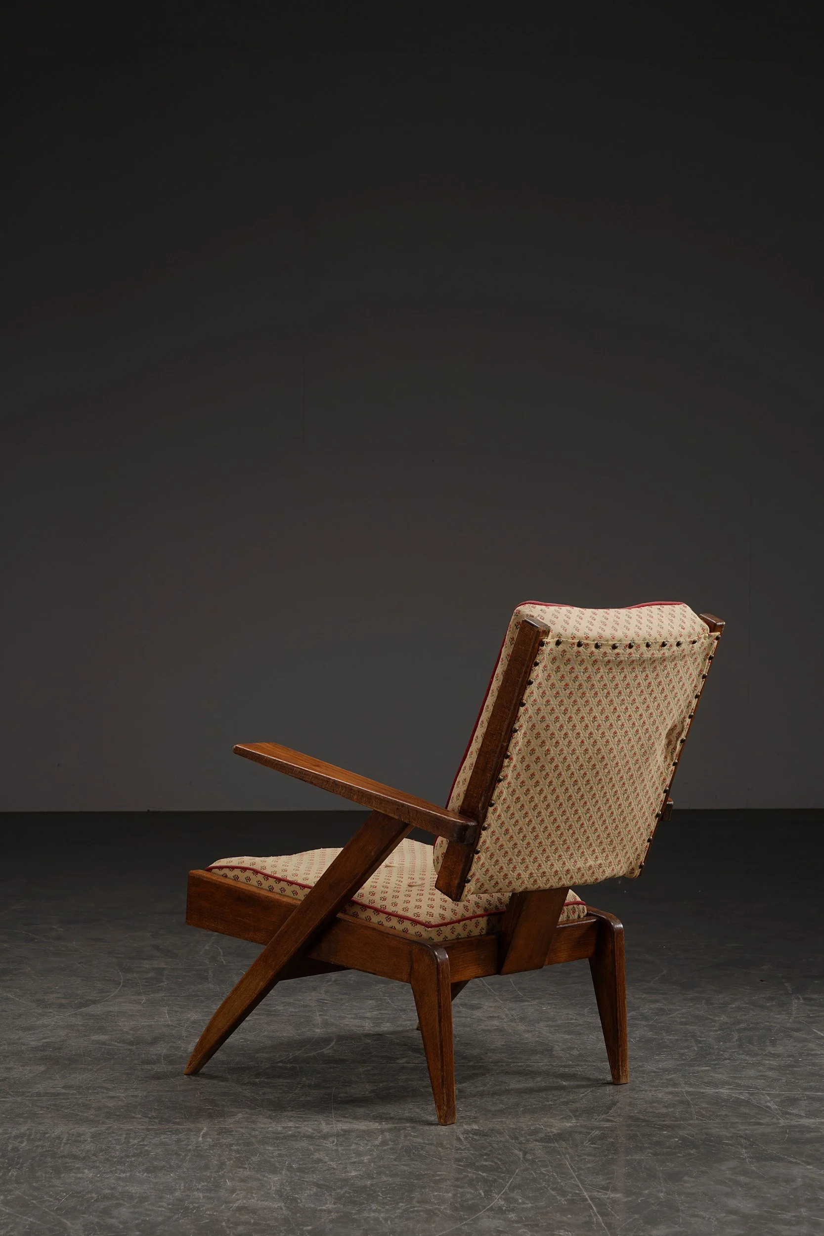 SE-1792024134725-1950s-Mid-Century-Armchair_03.jpg