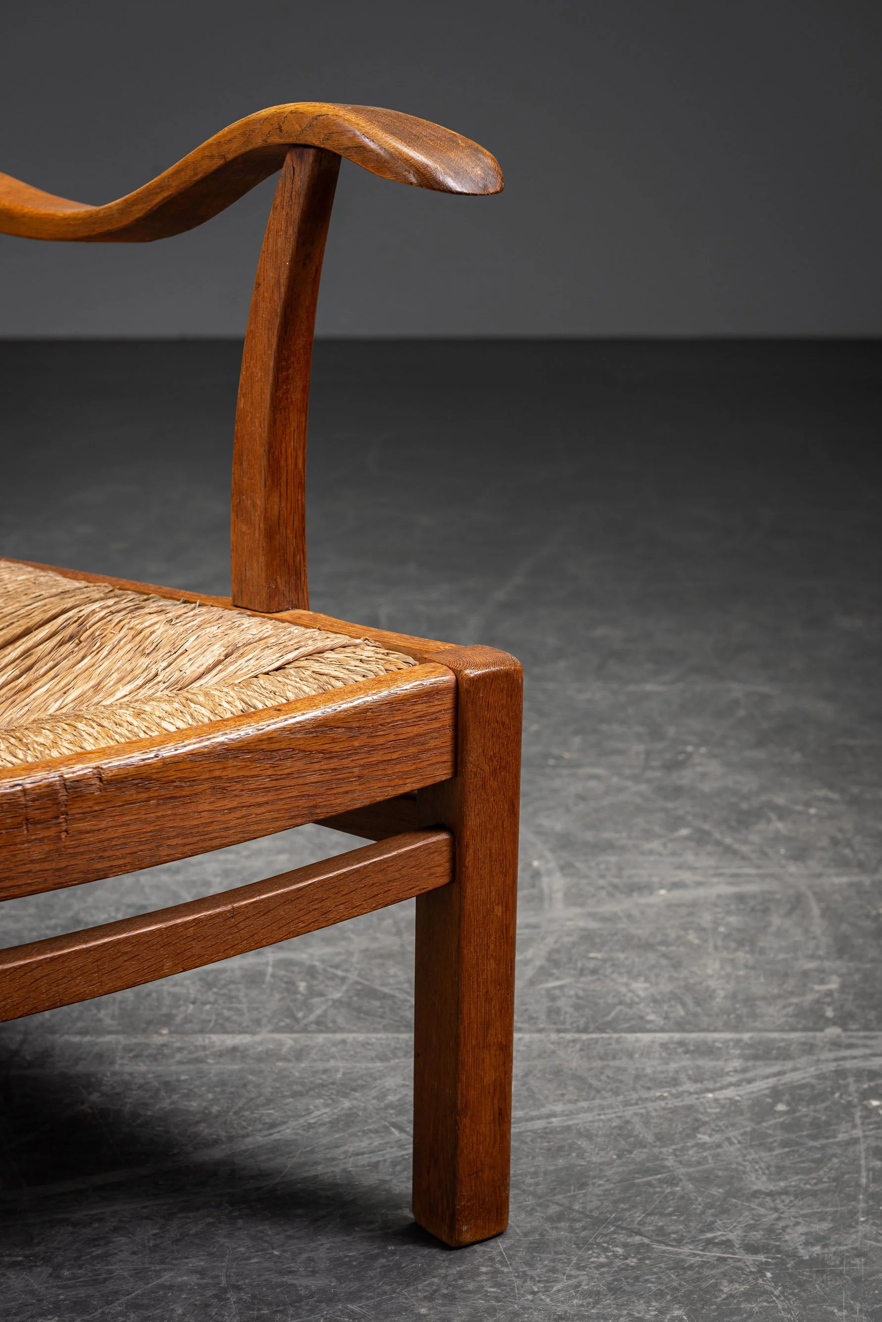 SE-892026125029-1960s-Armchair_05.jpg