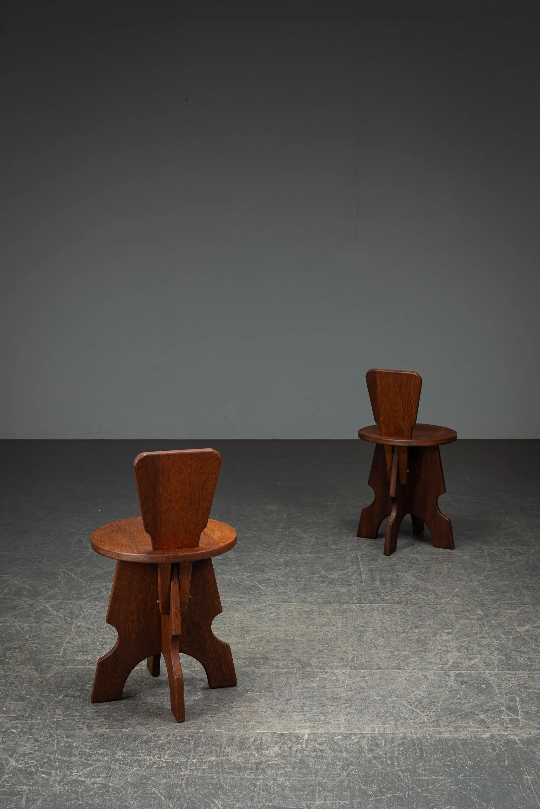 SE-14122025203537-1960s-Sculptural-Stools-3+4_04.jpg