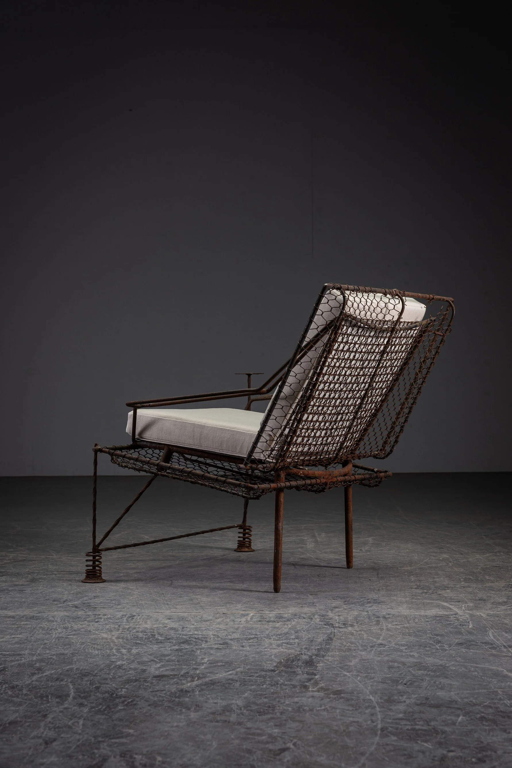 SE-1172023124457-Unique-Steam-Punk-Easy-Chair_07.jpg