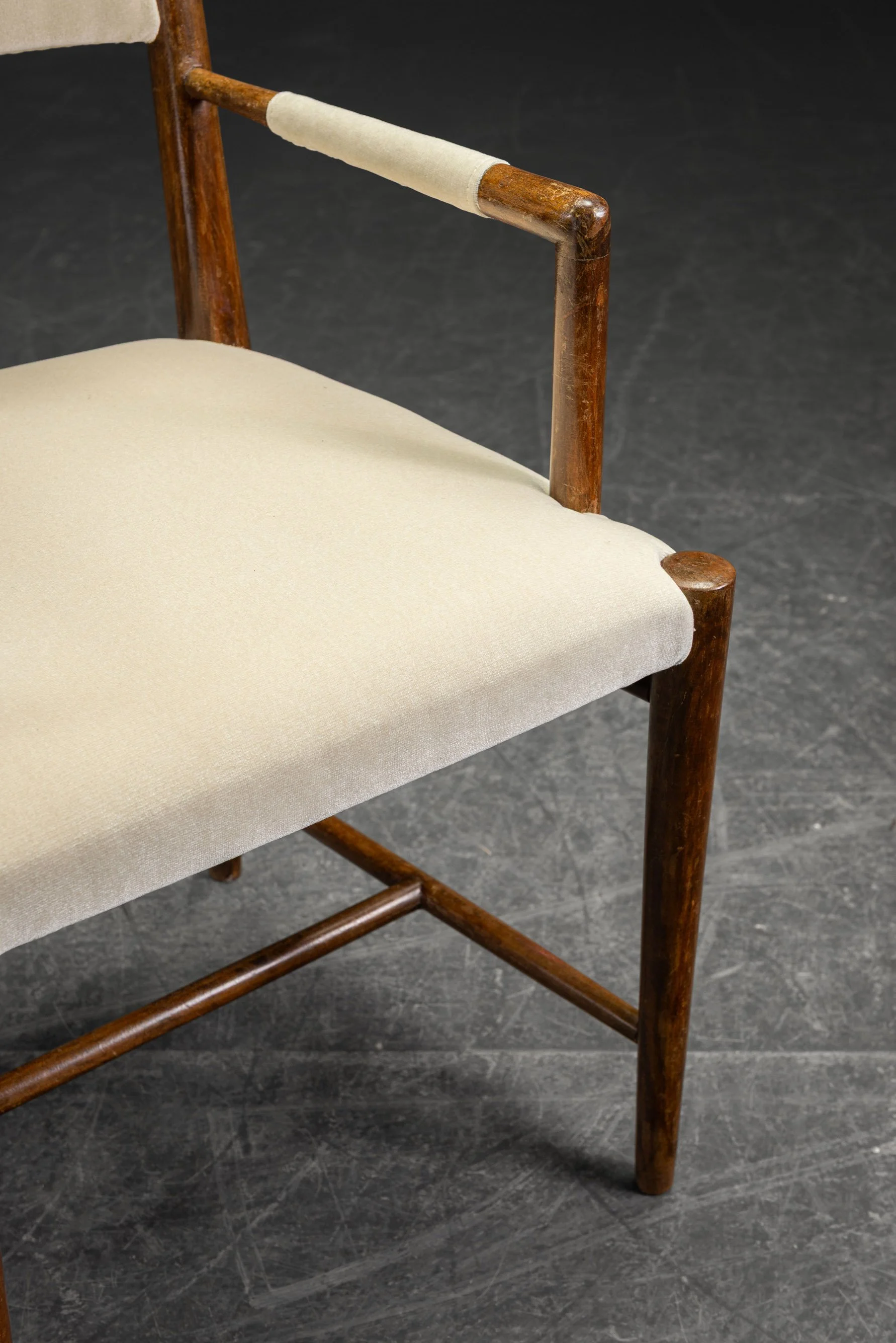 SE-3112025160713-1940s-Dining-Chair-Quartet_07.jpg