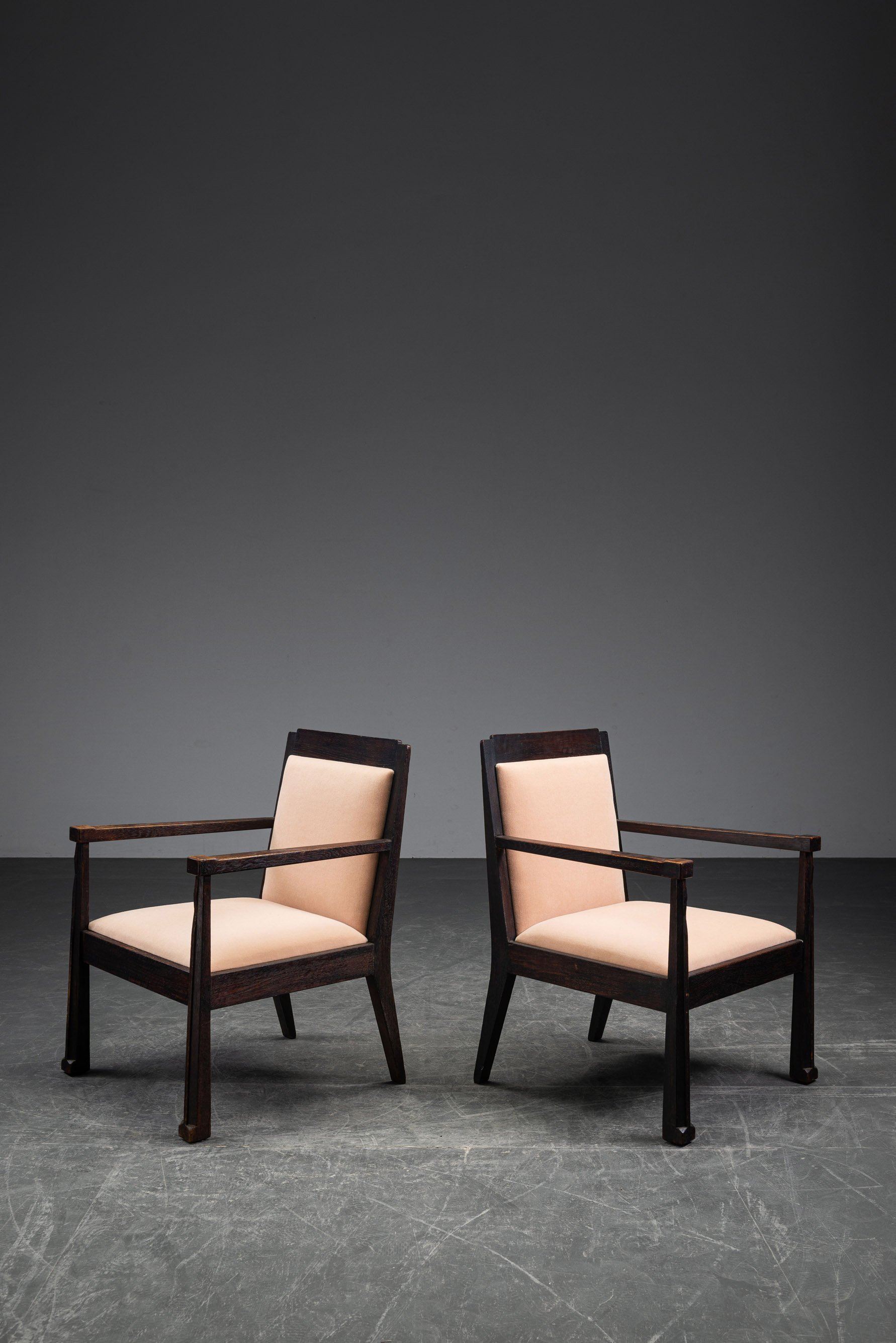 SE-892026125316-Rationalist-Chair-Set_12.jpg