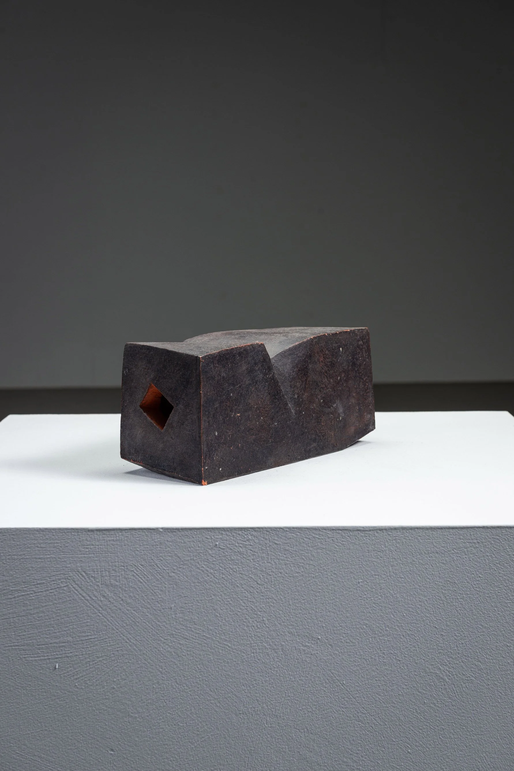 AR-1152026113646-Abstract-Sculpture-by-Cor-Dam-#18_01.jpg