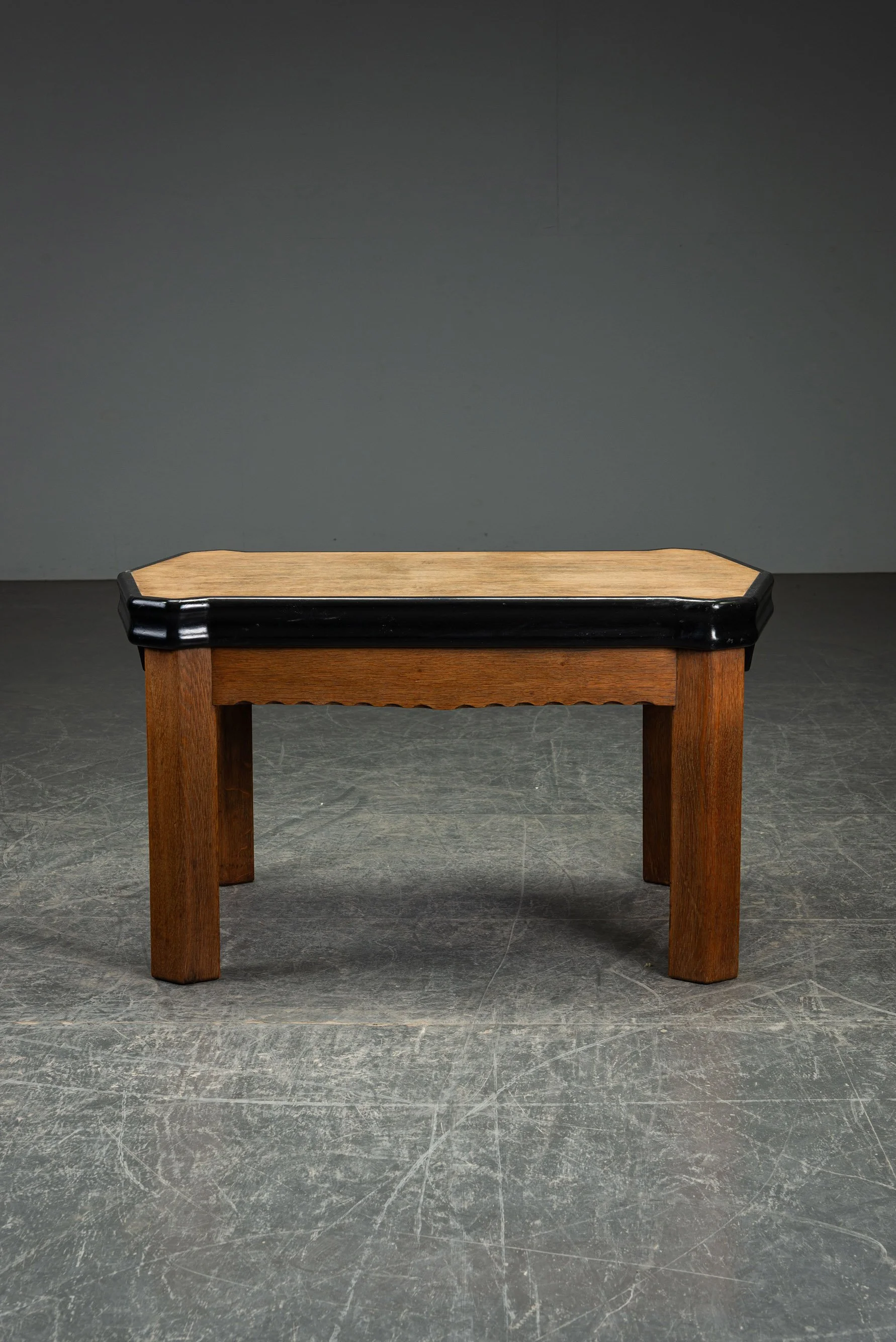 TA-2712026121715-Amsterdamse-School-Side-Table-by-Architect-Willem-Retera_09.jpg