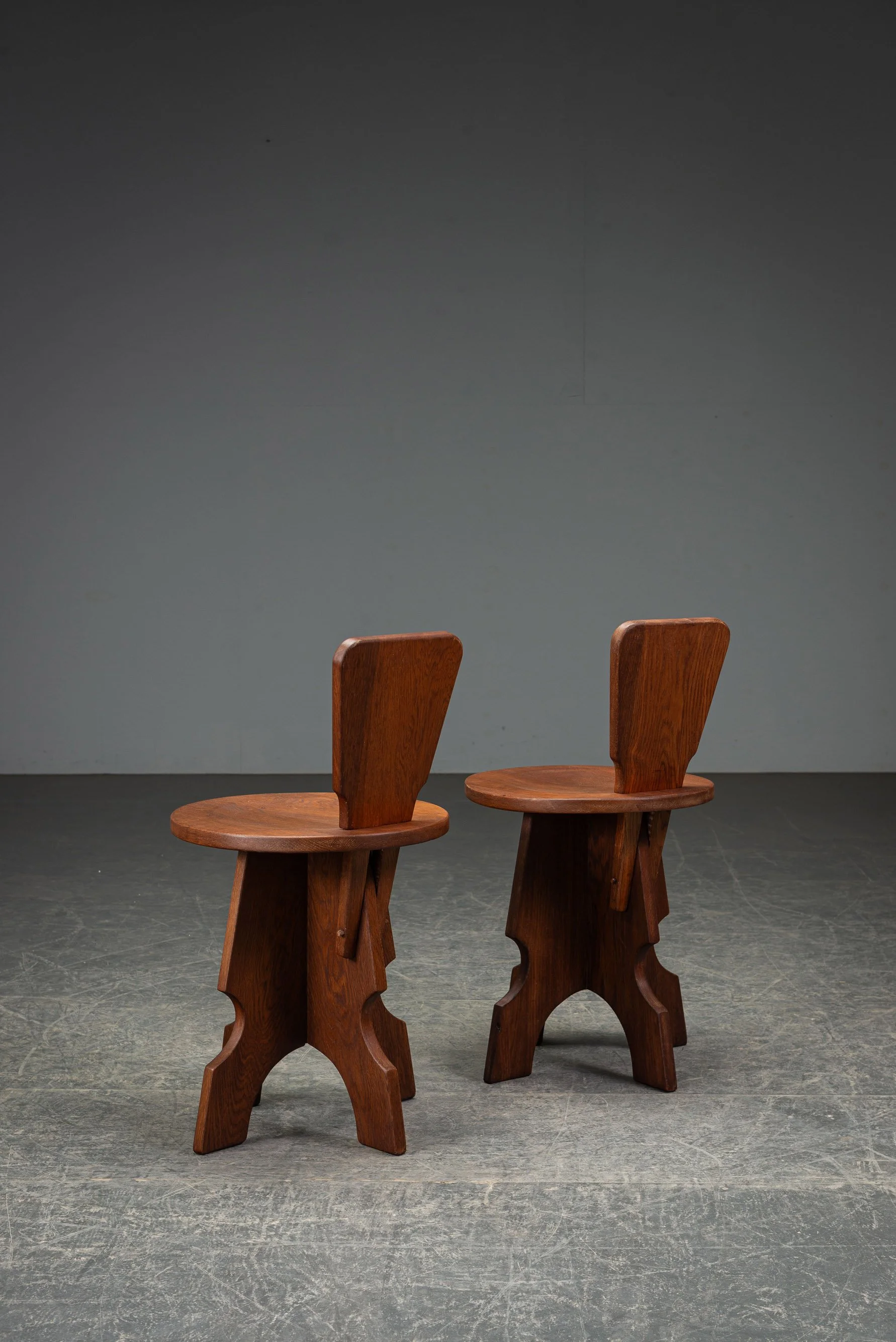 SE-14122025203537-1960s-Sculptural-Stools-3+4_09.jpg