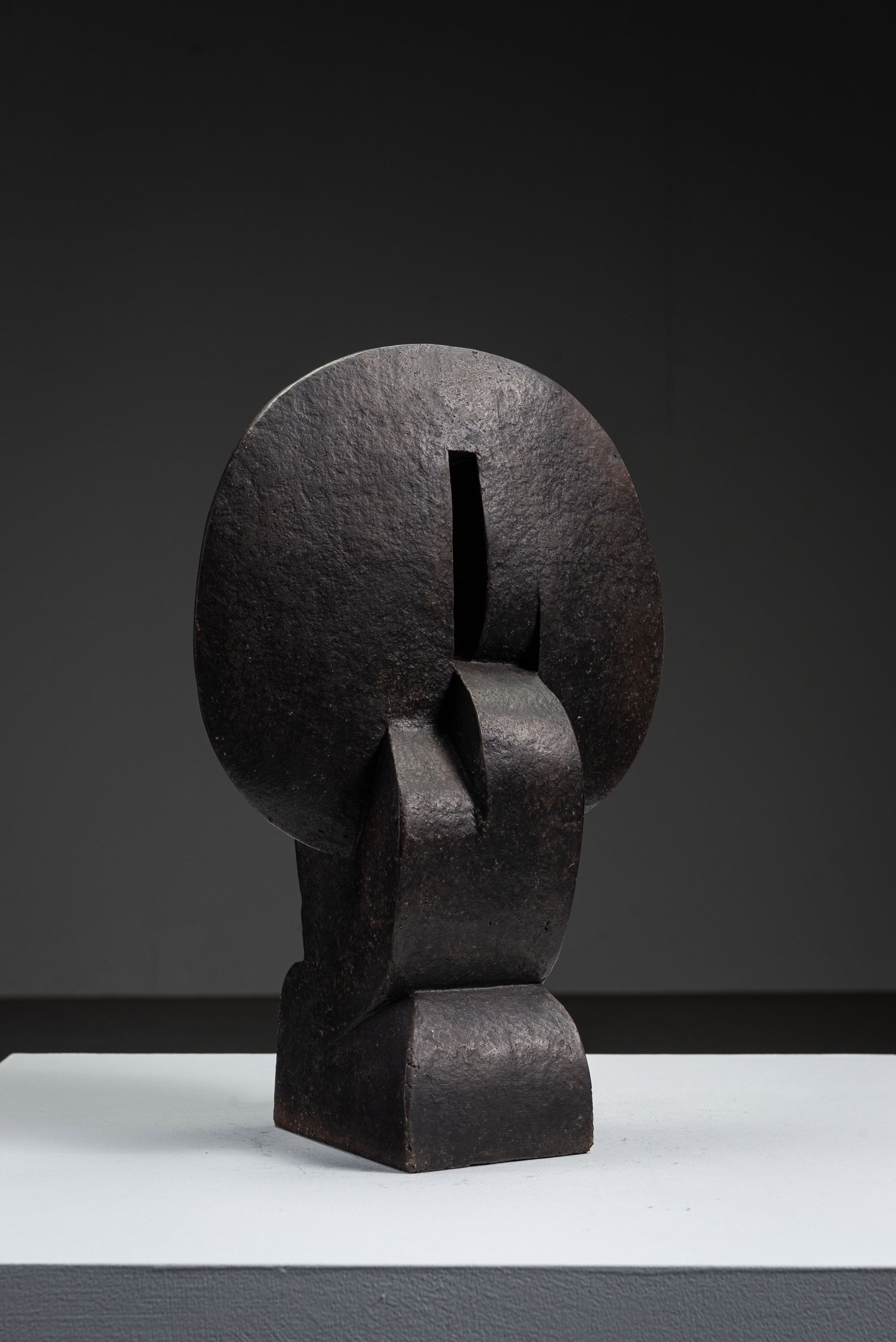 AR-1152026164738-Abstract-Sculpture-by-Cor-Dam-#39_01.jpg