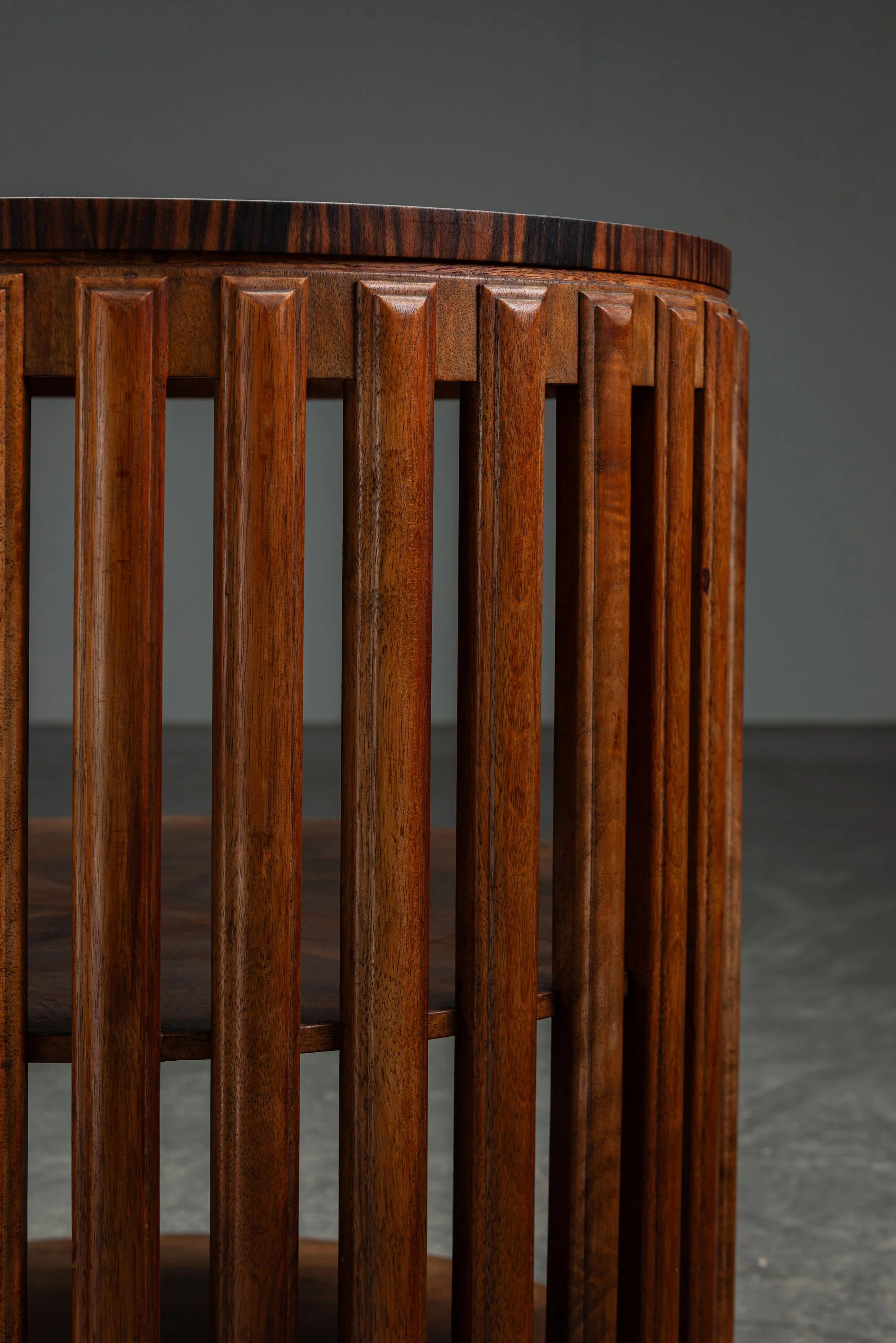 TA-162026183814-1940s-Art-Deco-Side-Table_09.jpg