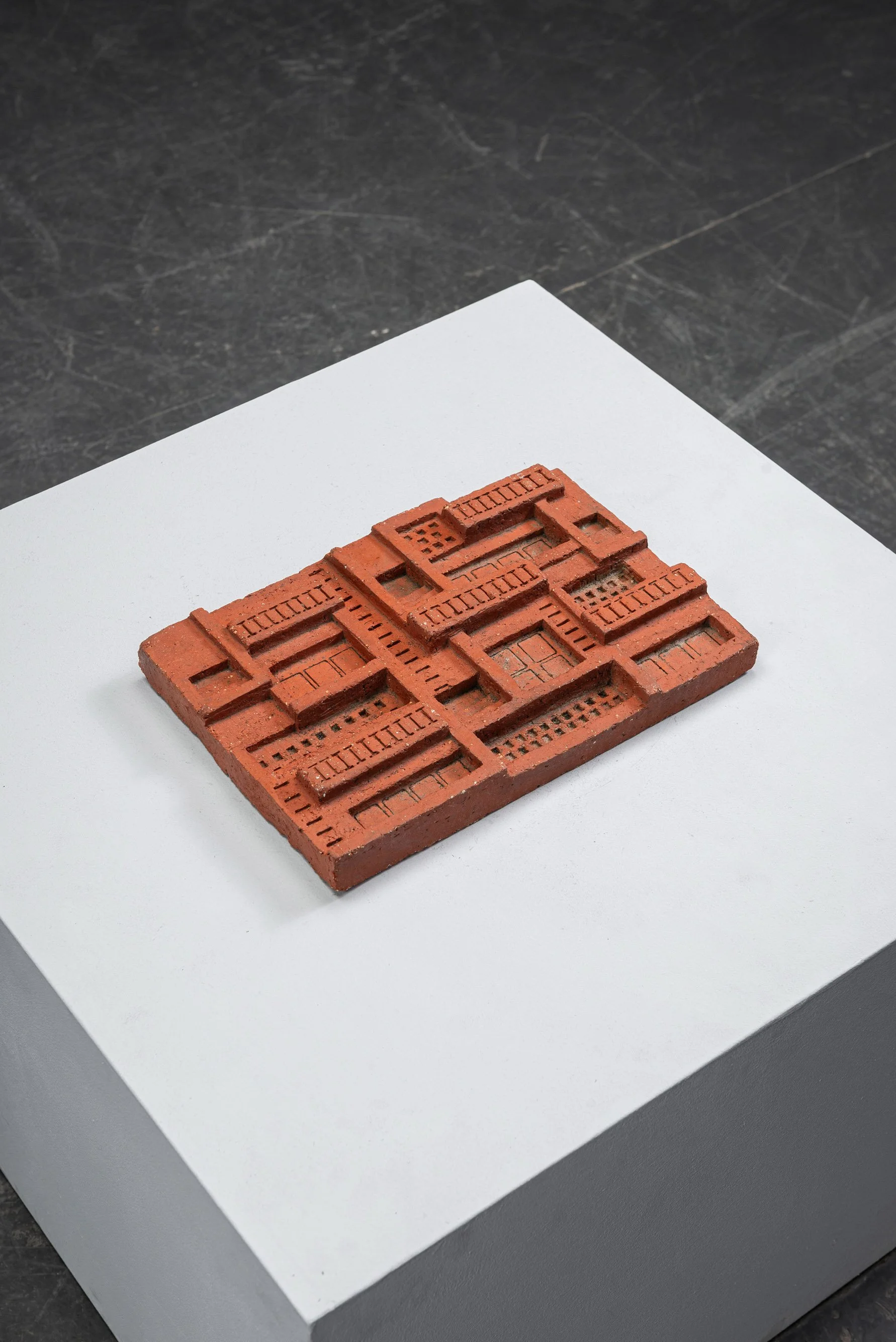 AR-732024193133-1970s-Abstract-Composition-Sculpture_07.jpg