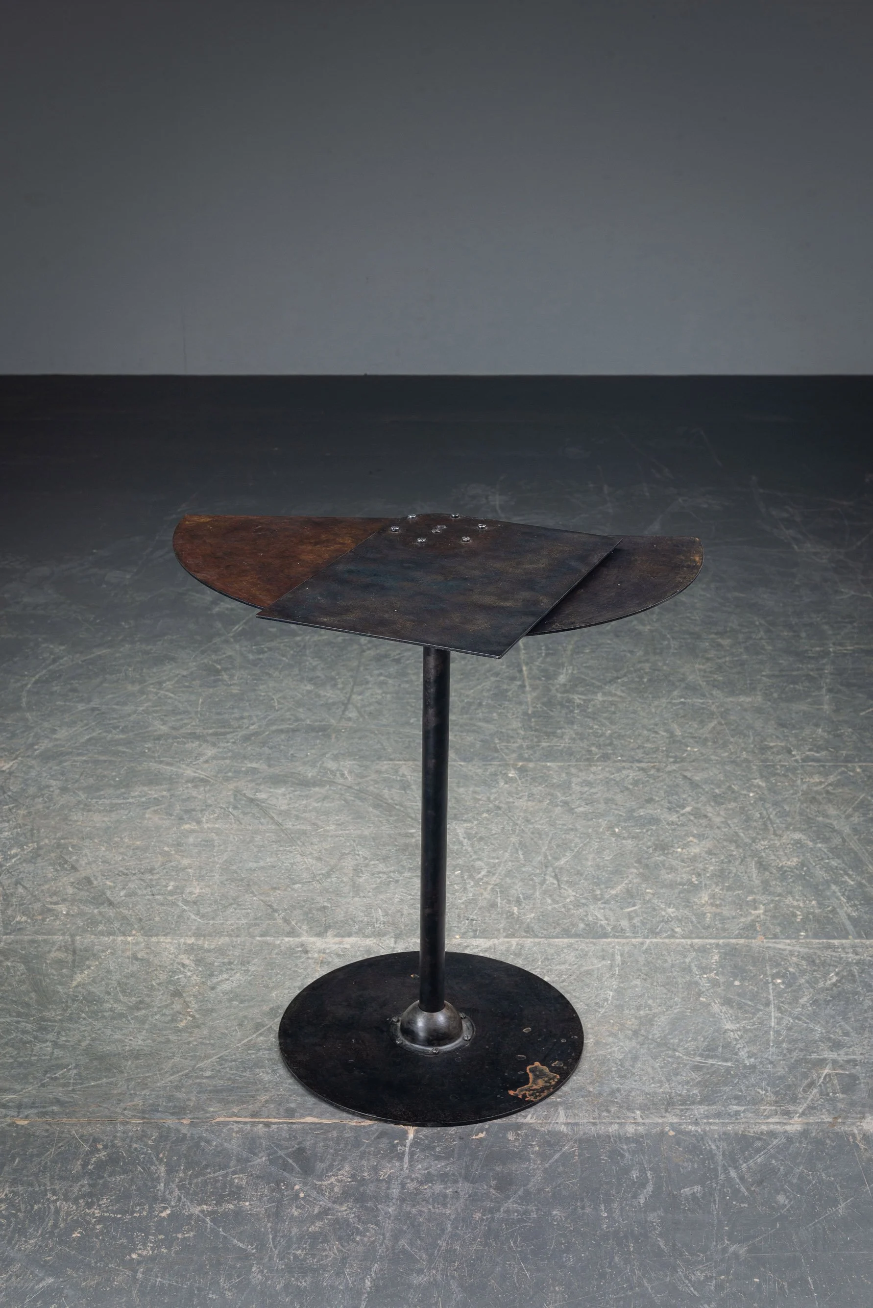 TA-1862026193111-1980s-Art-Deco-Side-Table_12.jpg