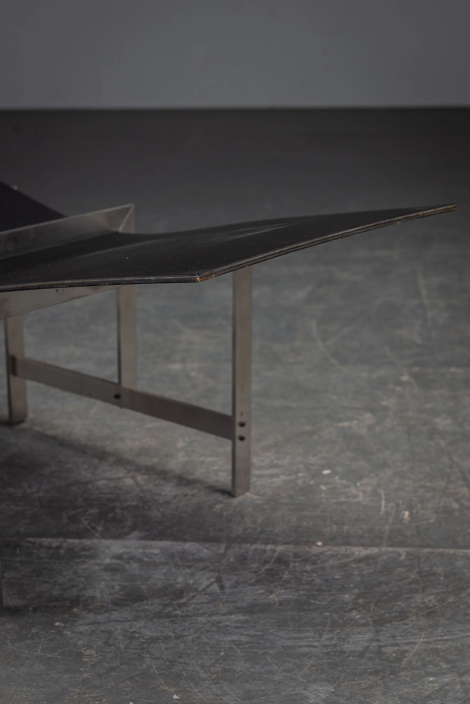 TA-2082025181006+TA-2082025165225-Galerie-Binnen-Architectural-'Manifold'-Side-Tables_10.jpg
