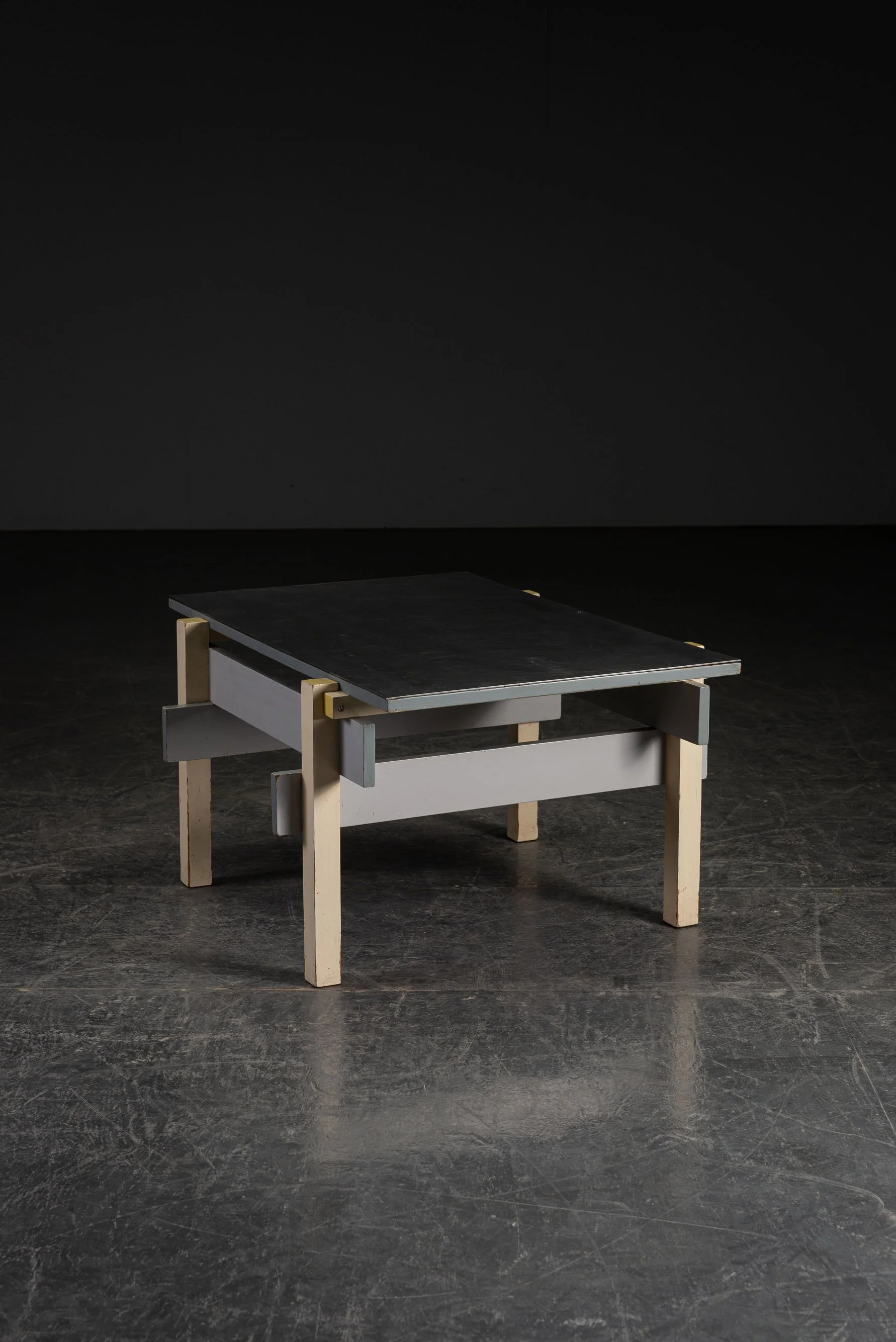 TA-3112025182021-Modernist-'De-Stijl'-Side-Table_06.jpg