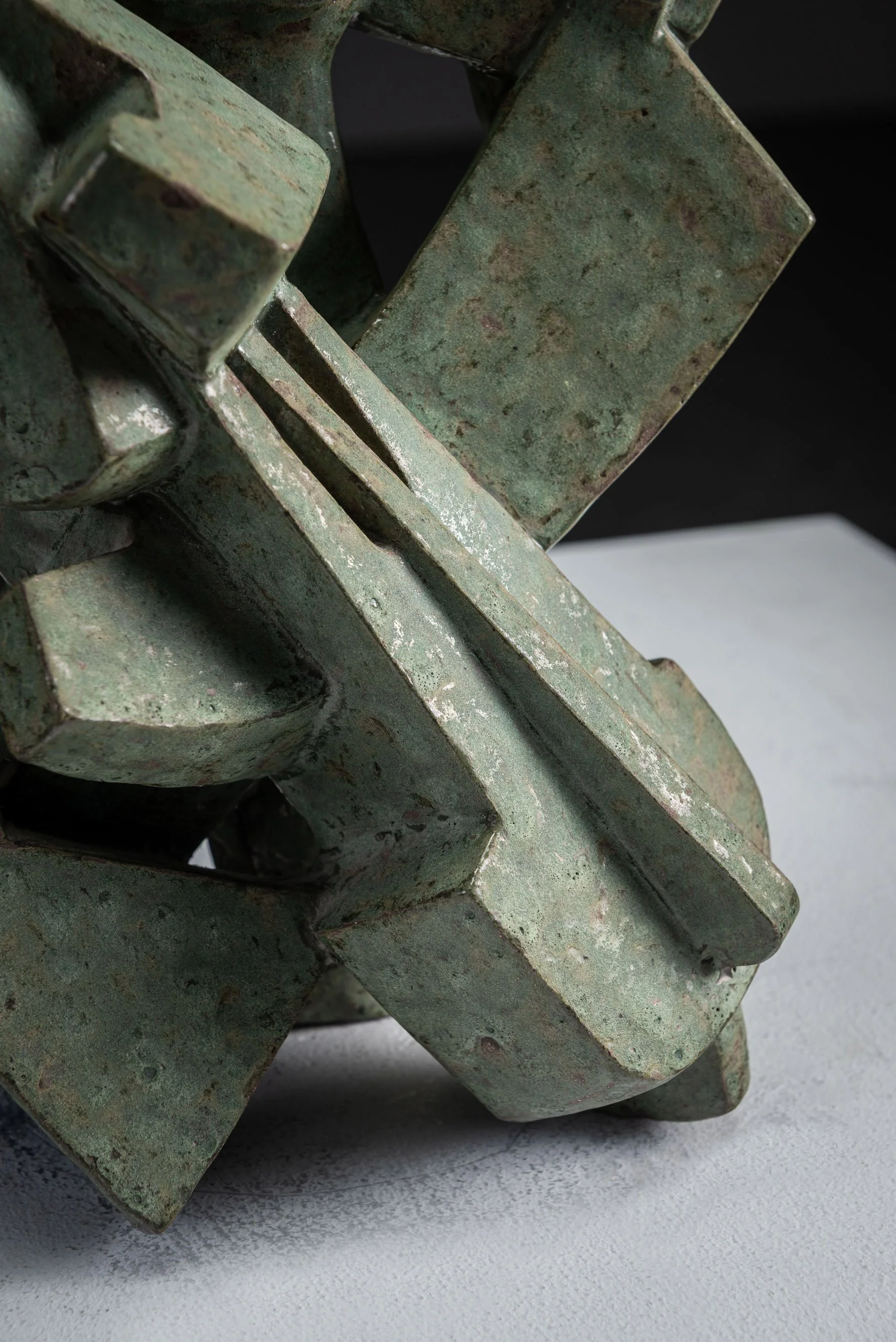 AR-2082025164131-1960s-Cubist-Sculpture_05.jpg