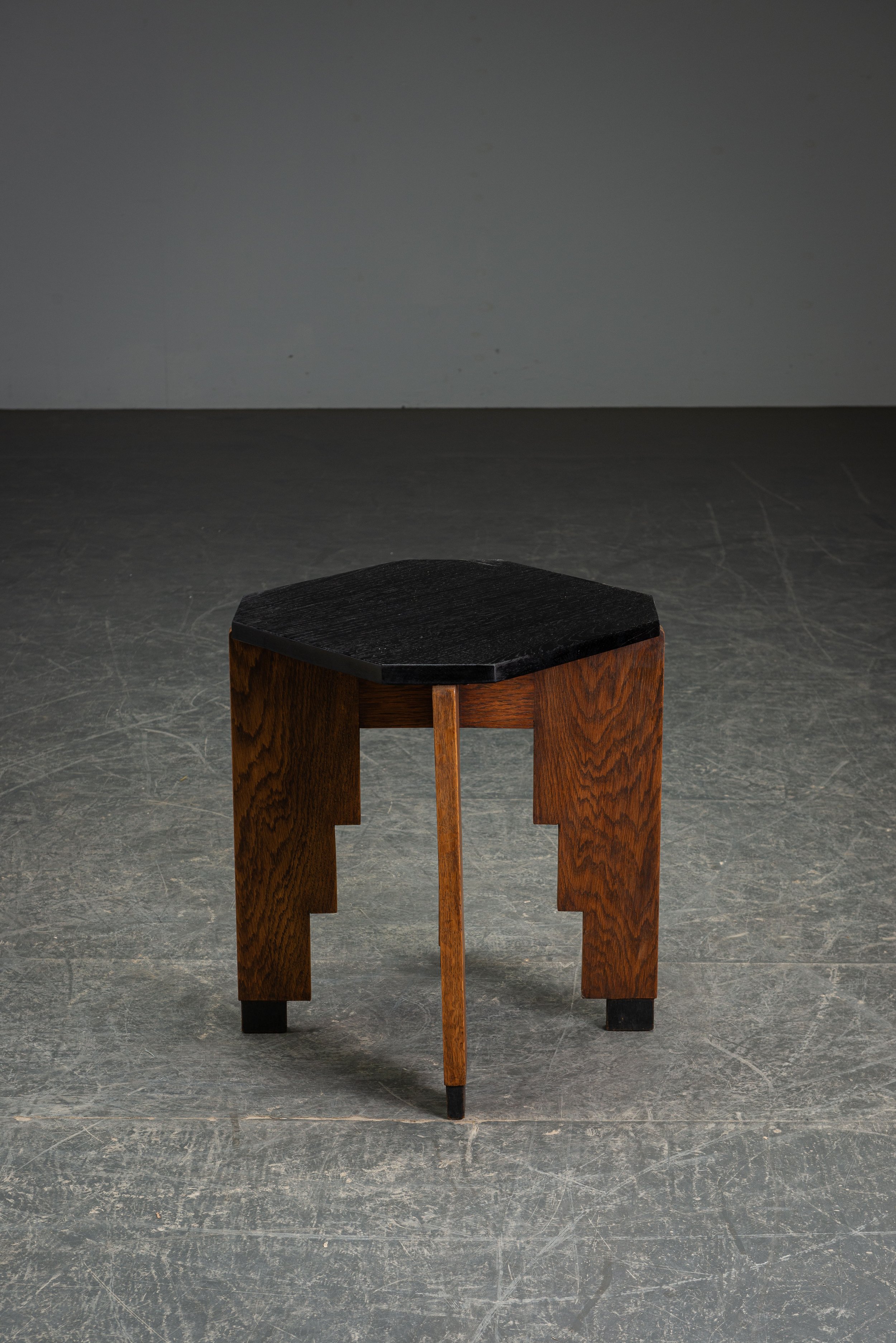 TA-2012026224559-1920s-Art-Deco-Side-Table_02.jpg