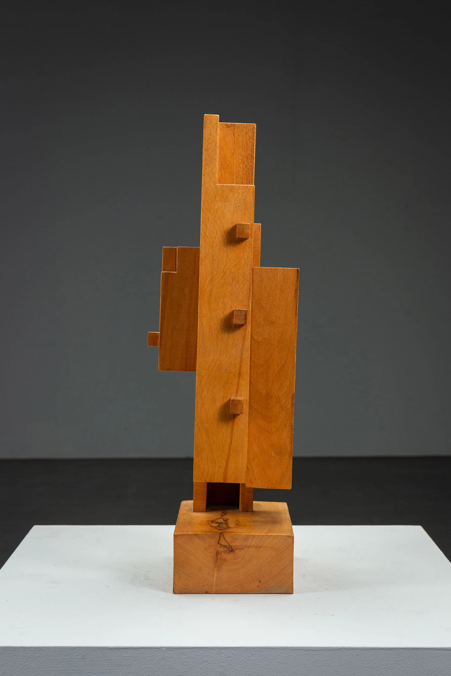 AR-1922026145235-Constructivist-Sculpture-by-Jan-Hoog_07.jpg