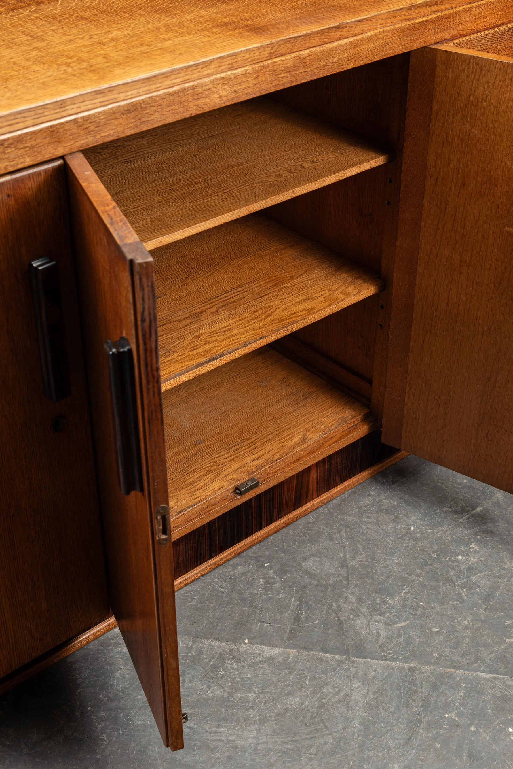 ST-2872026153534-1930s-Art-Deco-Sideboard_06.jpg