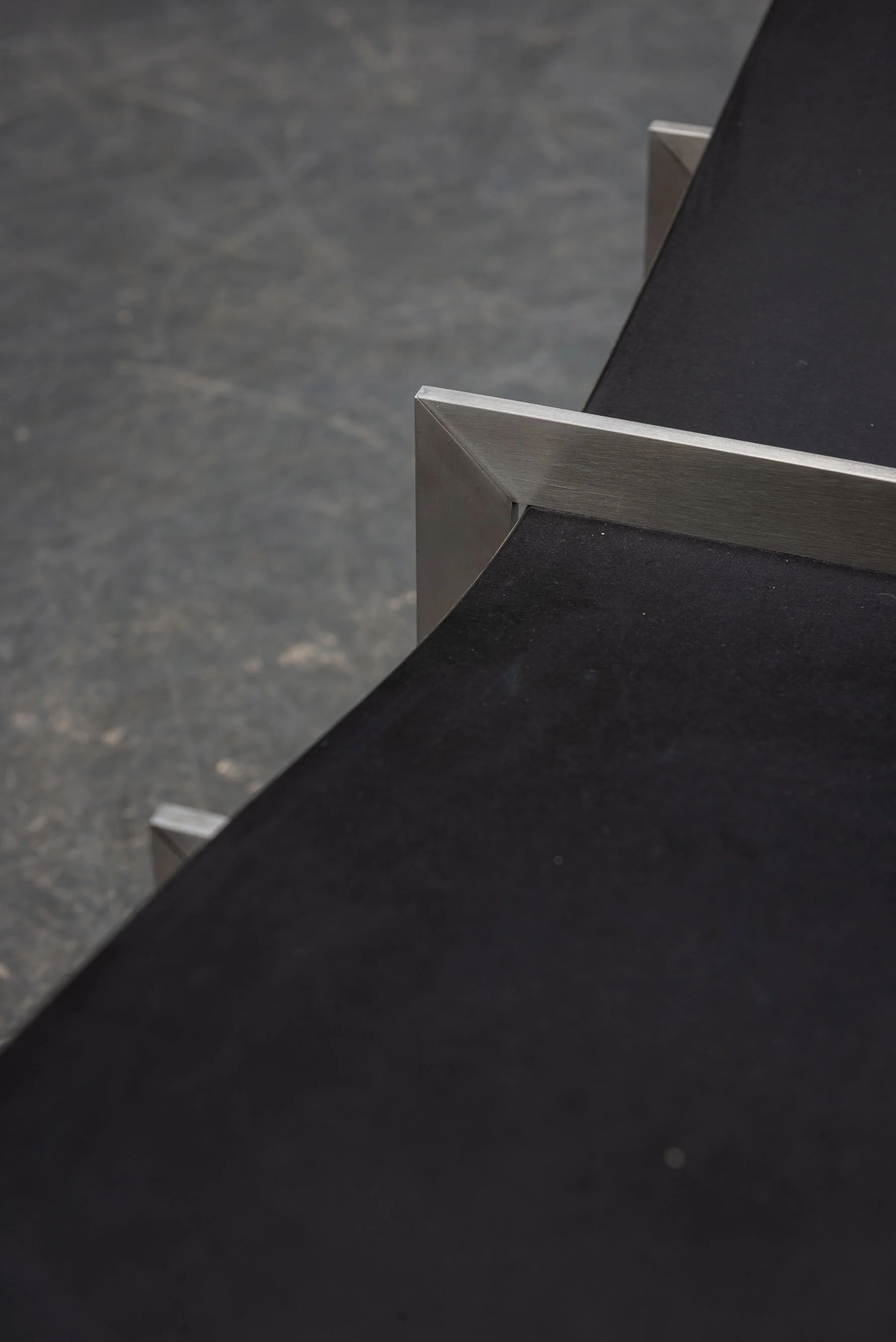 TA-2082025181006+TA-2082025165225-Galerie-Binnen-Architectural-'Manifold'-Side-Tables_09.jpg