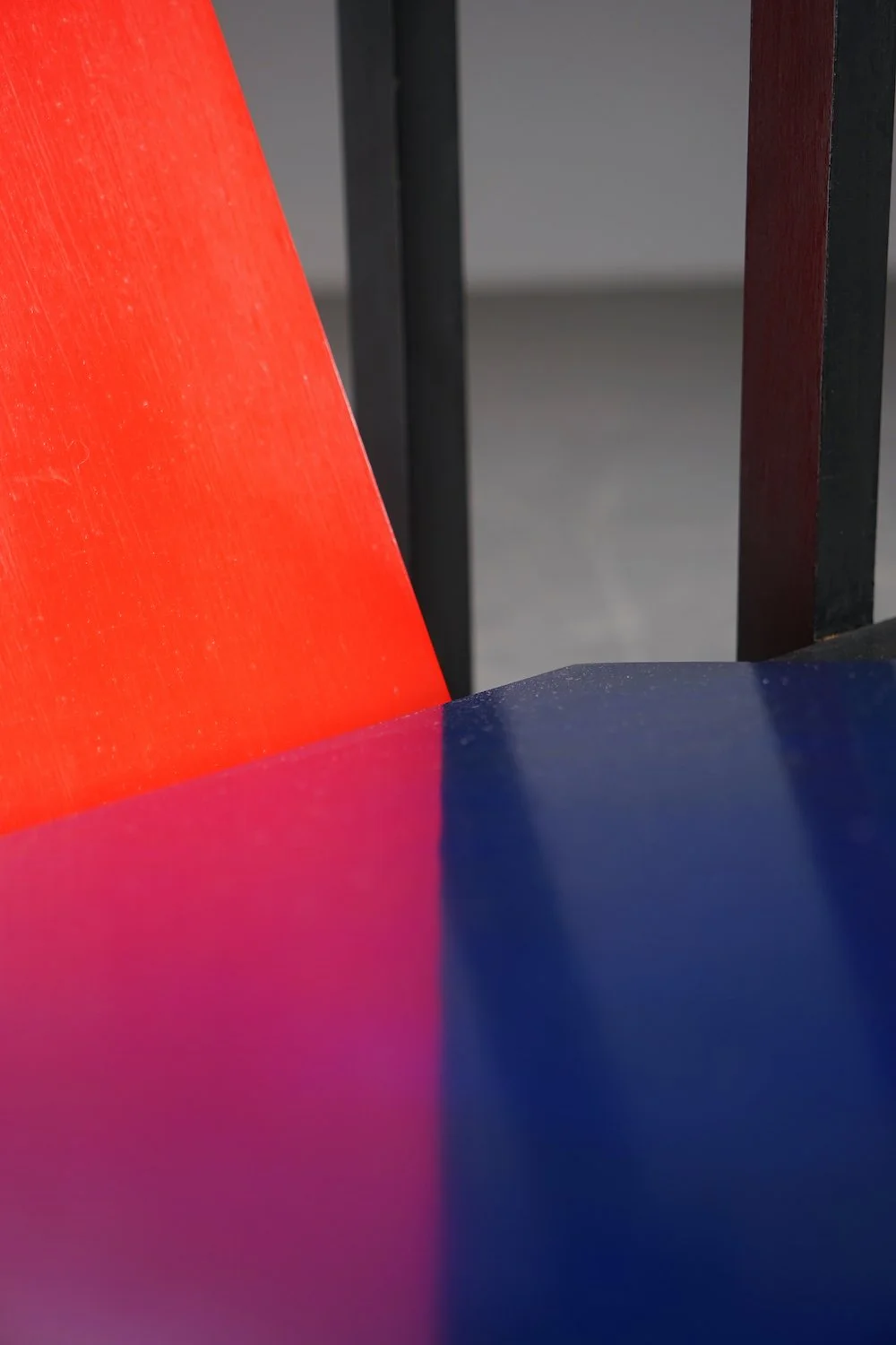 SE-1012023111045-Gerrit-Rietveld-Red-Blue-Chair_09.JPG
