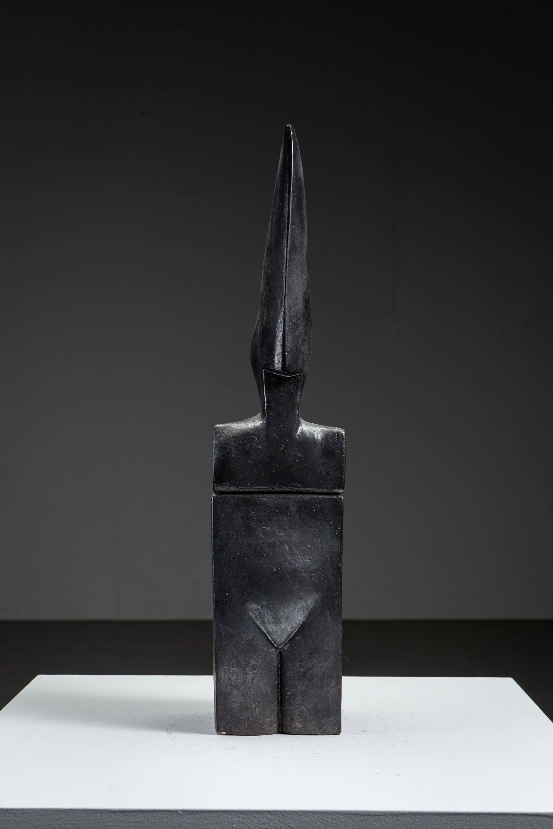 AR-1152026164348-Abstract-Sculpture-by-Cor-Dam-#36_02.jpg