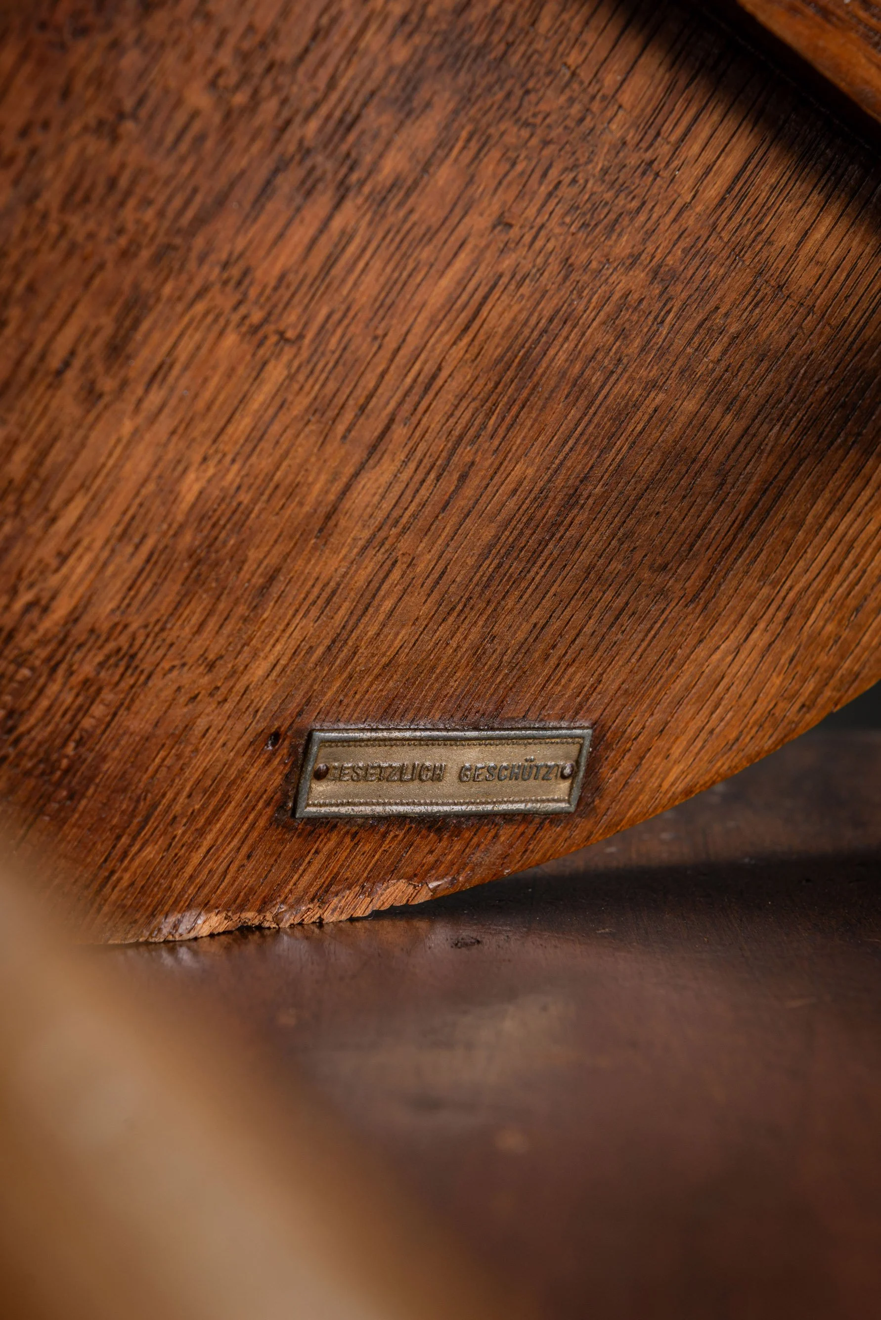 TA-2082025183100-1930s-Art-Deco-Side-Table_09.jpg