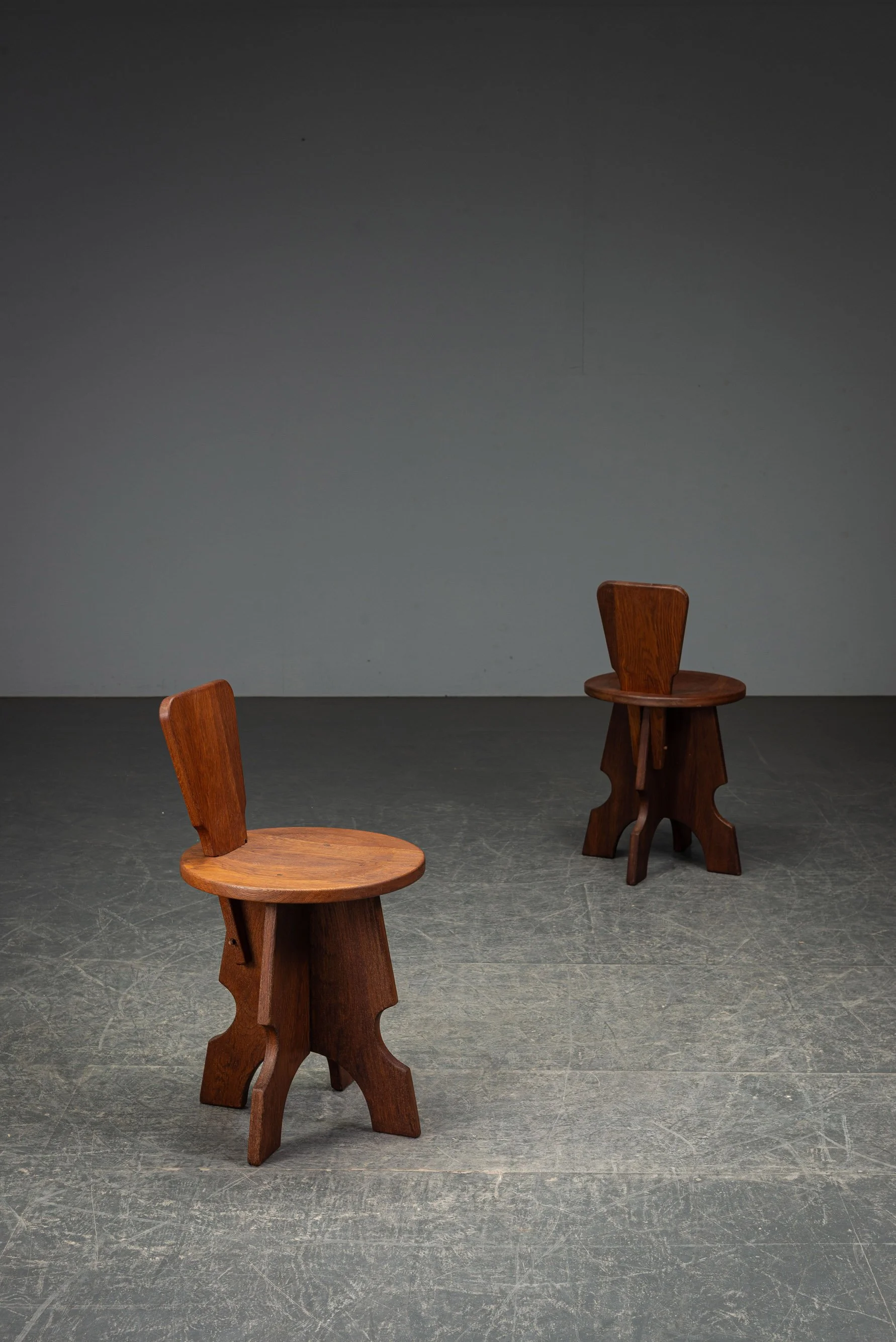 SE-14122025203537-1960s-Sculptural-Stools-3+4_05.jpg