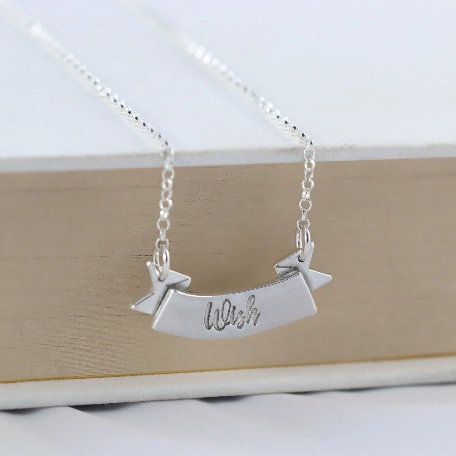Wish-banner-word-necklace-cocobelle-rs.jpg
