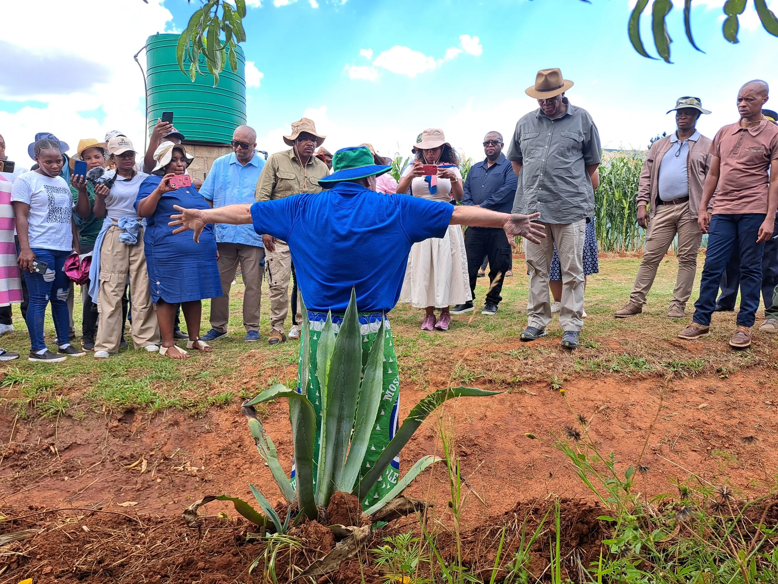 Royal Rendezvous for Africa's Gift