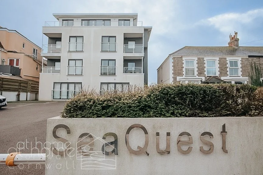 NEW LISTING 💫 

Mount Wise | Newquay 
&pound;495,000

Welcome to this gigantic 1,800 sq ft Penthouse apartment, spread over two floors. 
Uninterrupted views across Newquay, and the sweeping coastline. 
Immaculately presented throughout, this contemp