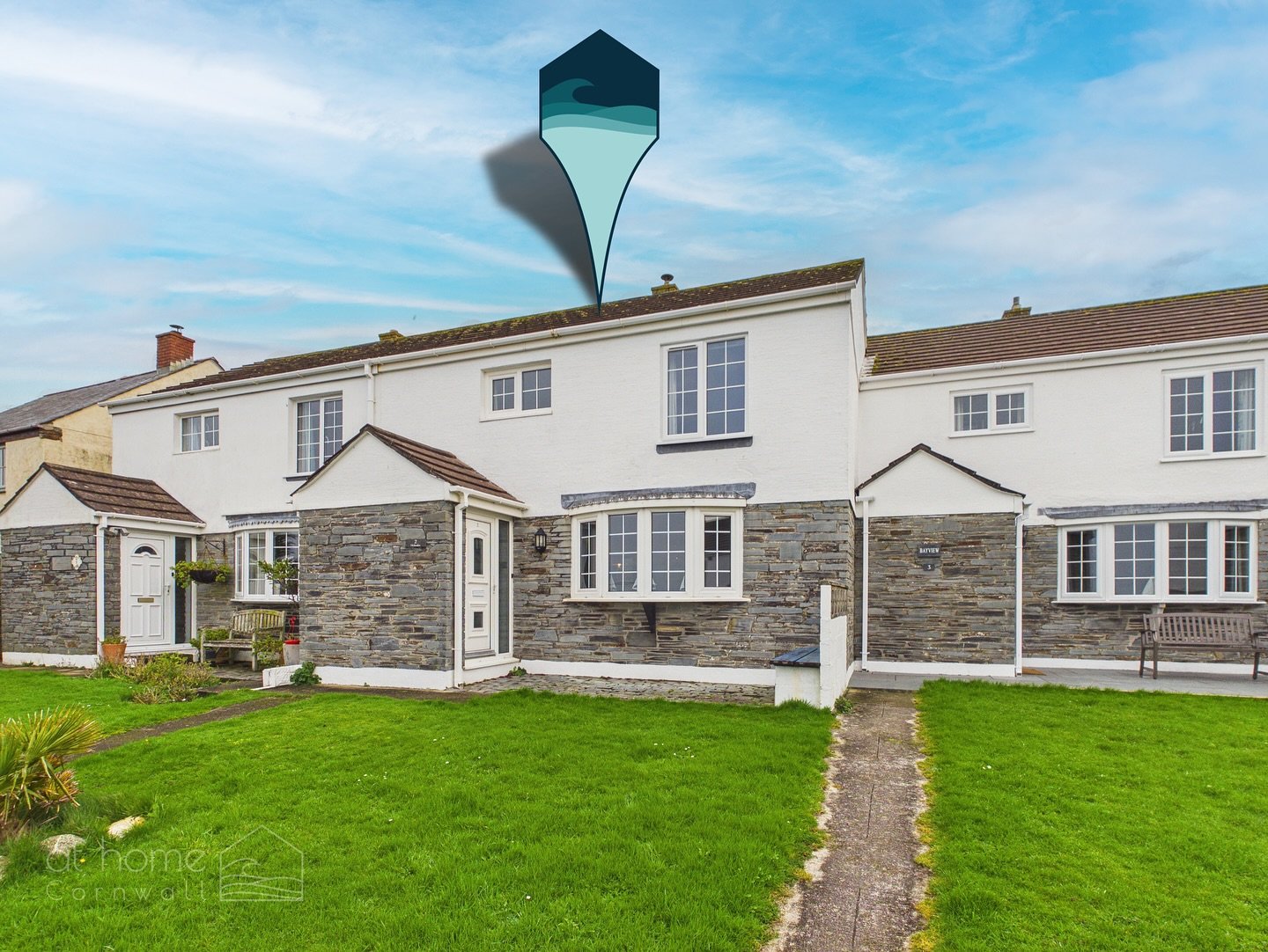 NEW LISTING ✨

Watergate Bay | Newquay 
&pound;420,000

An exceptional opportunity to acquire a beautifully presented three-bedroom cottage, perfectly positioned in the charming village of Tregurrian, just moments Watergate Bay beach 🏖️ 

Currently 