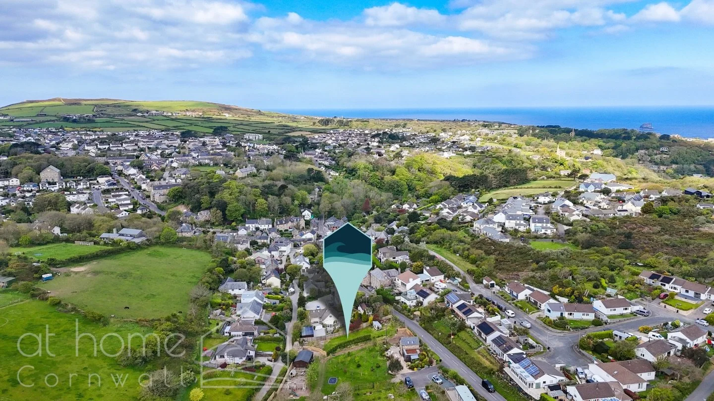 Build Plot | Waterlane | St Agnes 
🧱🪏🛠️🪚

&pound;375,000

An exceptionally rare opportunity to build your dream home in one of the most exclusive locations in St Agnes! 

HIGHLIGHTS ✨

* Prime South-facing elevated building plot
* Outline plannin