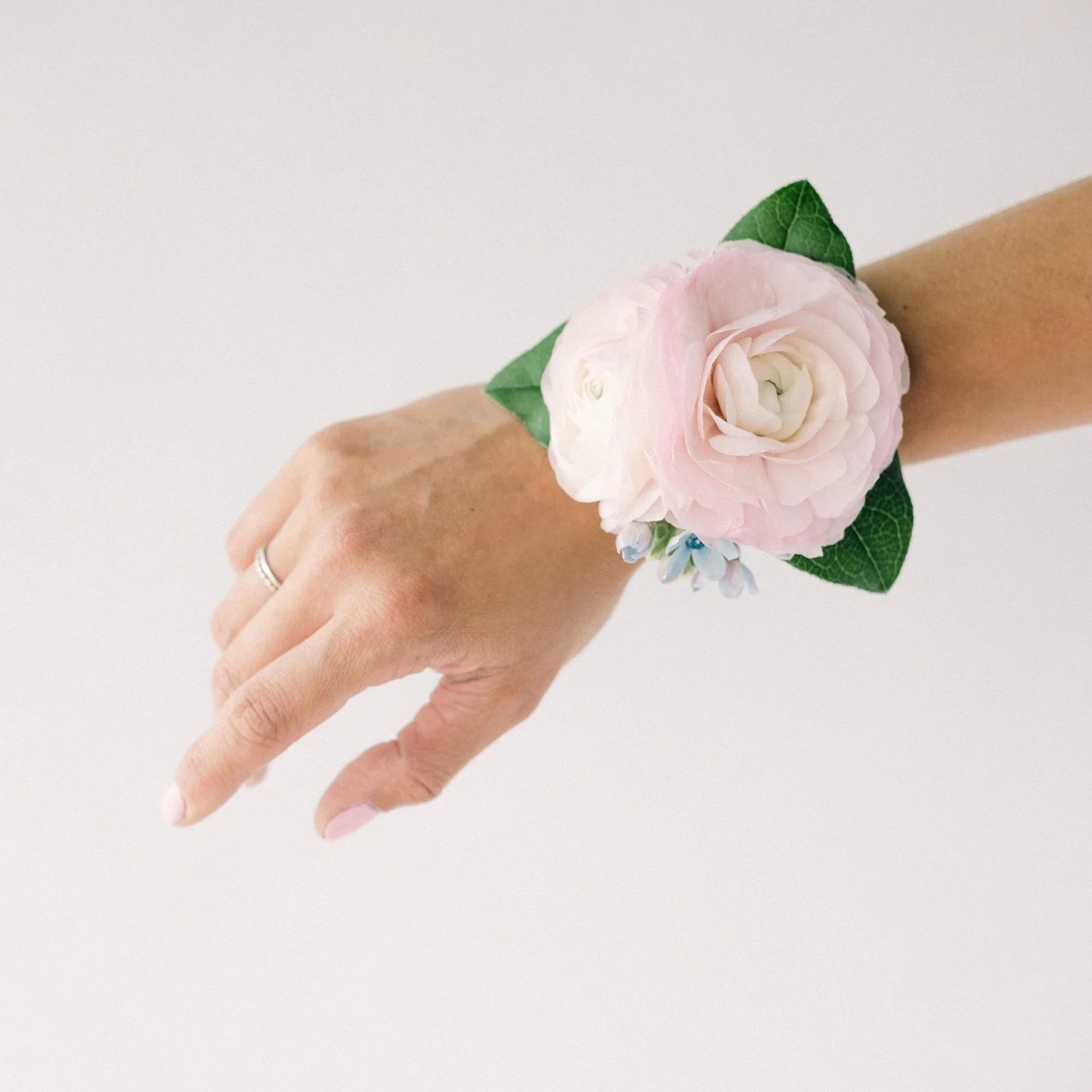 Flirt Wrist Corsage