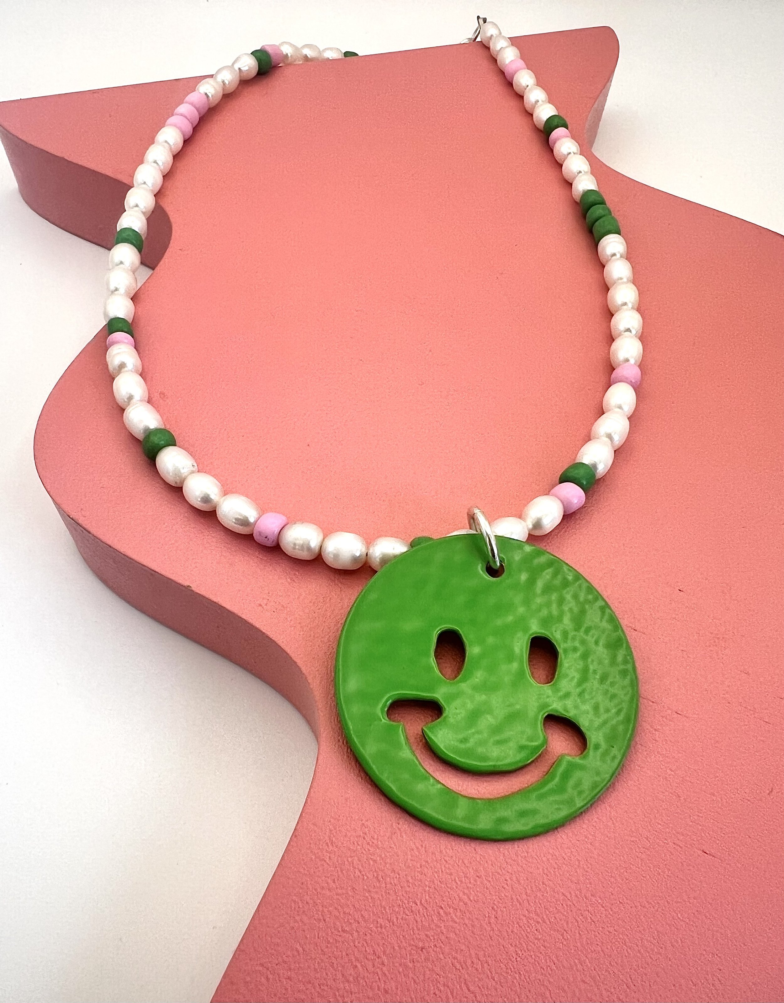Stacey Hill Jewellery GreenSmileyPearlNecklace.JPG