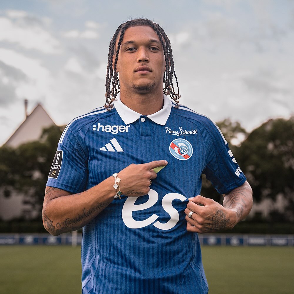 🟡⚫ Dortmund eye Moreira move! 👀

Borussia Dortmund are interested in Diego Moreira (21) from Strasbourg ✍️

However, Chelsea still hold a buy-back clause for the left-sided player &mdash; which could complicate any potential deal 👀

One to watch t