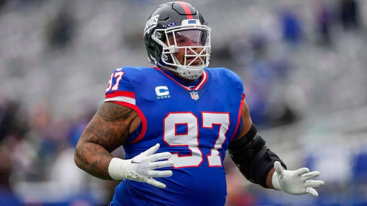 🔵🚨 Dexter Lawrence situation escalates! 👀

The New York Giants and Dexter Lawrence have hit an impasse in contract talks, despite ongoing discussions over a new big-money extension 💰❌

📞 The Giants have now engaged with other teams about a poten