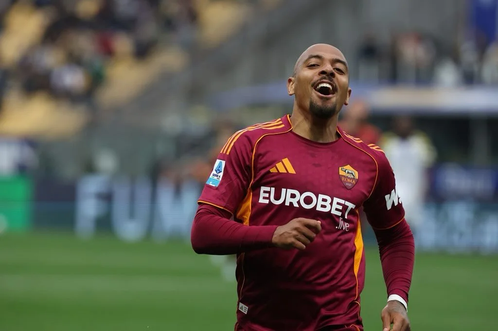 🐺➡️🐺 Donyell Malen set for permanent Roma move! 🇮🇹🔥

Roma have activated the buy clause in Donyell Malen&rsquo;s loan deal from Aston Villa ✍️

The Dutch forward joined Roma in January on loan, with the Serie A side now making the move permanent