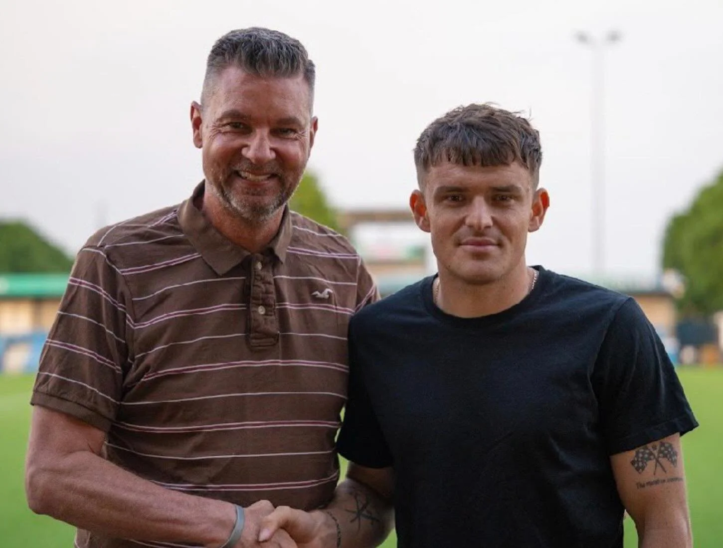 🟡✍️ Jacob Gardiner-Smith joins the BORO!

Jacob Gardiner-Smith is ready for the challenge ahead after joining Gosport Borough 🔥

Speaking after the move, Jacob said:
🗣️ &ldquo;The BORO fans make it really difficult for away teams with their passio