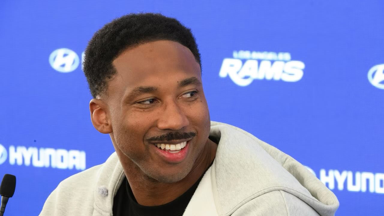 🏈💰 Rams adjust Myles Garrett contract

The Los Angeles Rams have reportedly reworked the contract of star pass rusher Myles Garrett following his blockbuster arrival from the Cleveland Browns 🔥

📊 Key details:
💵 Still worth $40 million per year
