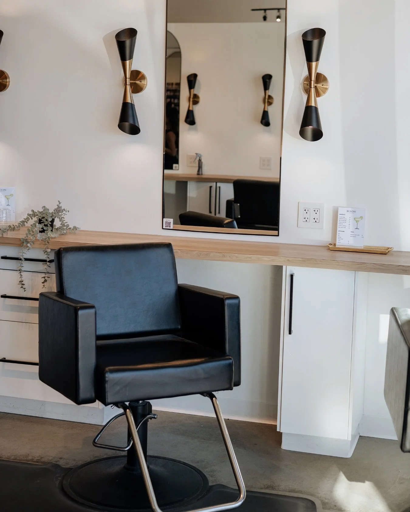 Ready for a fresh cut, dimensional colour, or extensions for extra volume? We&rsquo;ve got a seat for you ✨

Visit the #linkinbio to book your appointment at BHS North or BHS South